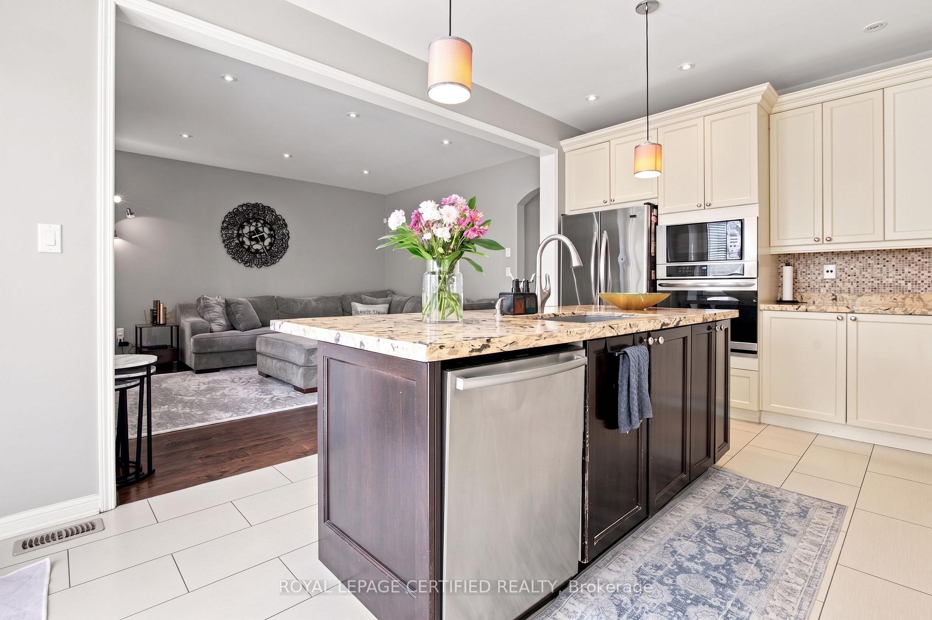Photo 15 of 146 Willet Terrace, Milton, Harrison — HOMEH