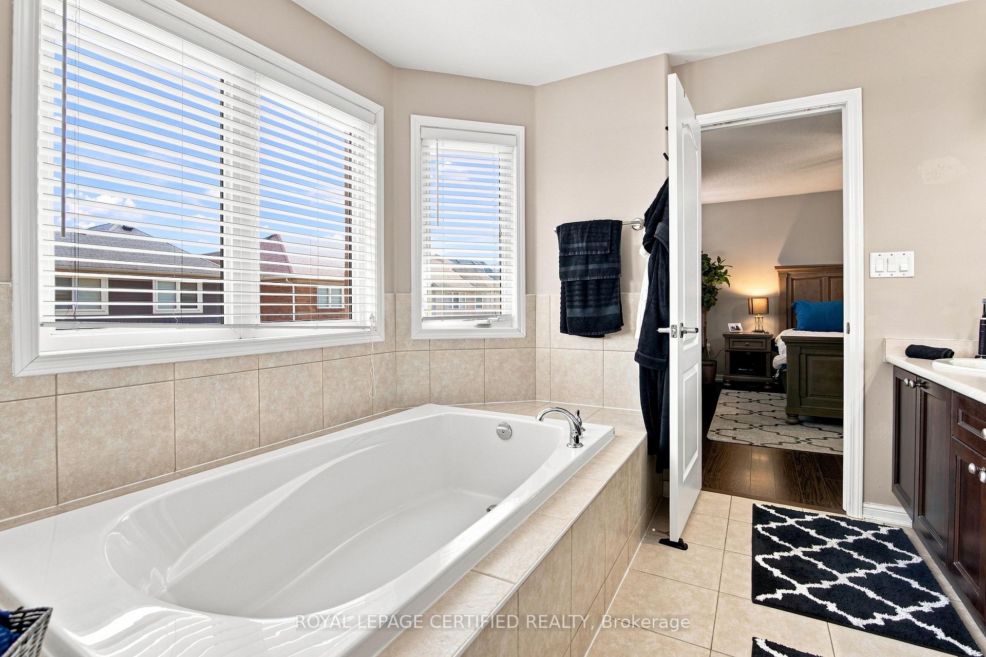 Photo 30 of 146 Willet Terrace, Milton, Harrison — HOMEH