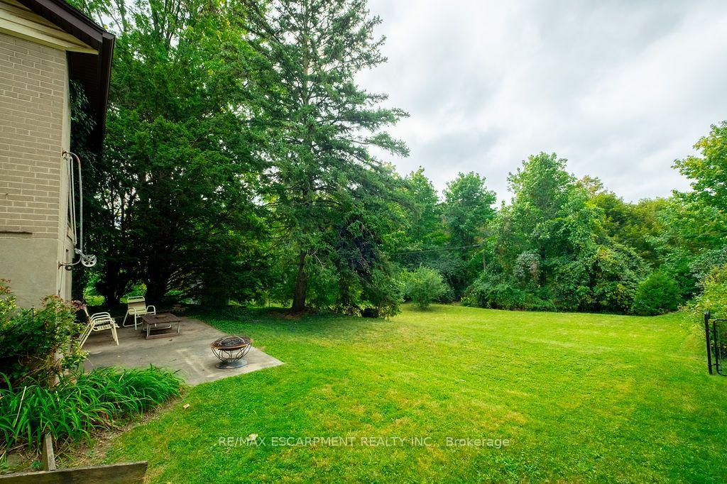 Photo 10 of 526 Stafford Drive, Oakville, West — HOMEH