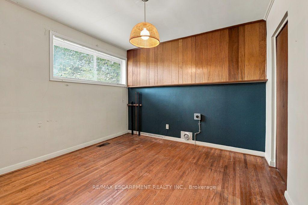Photo 17 of 526 Stafford Drive, Oakville, West — HOMEH