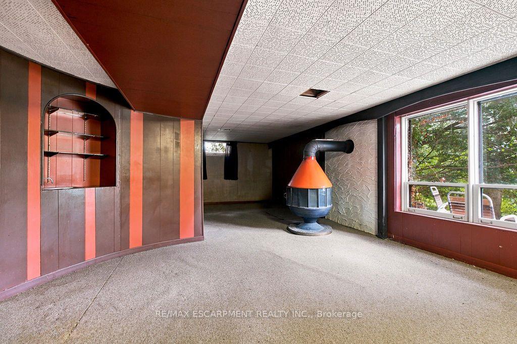 Photo 20 of 526 Stafford Drive, Oakville, West — HOMEH
