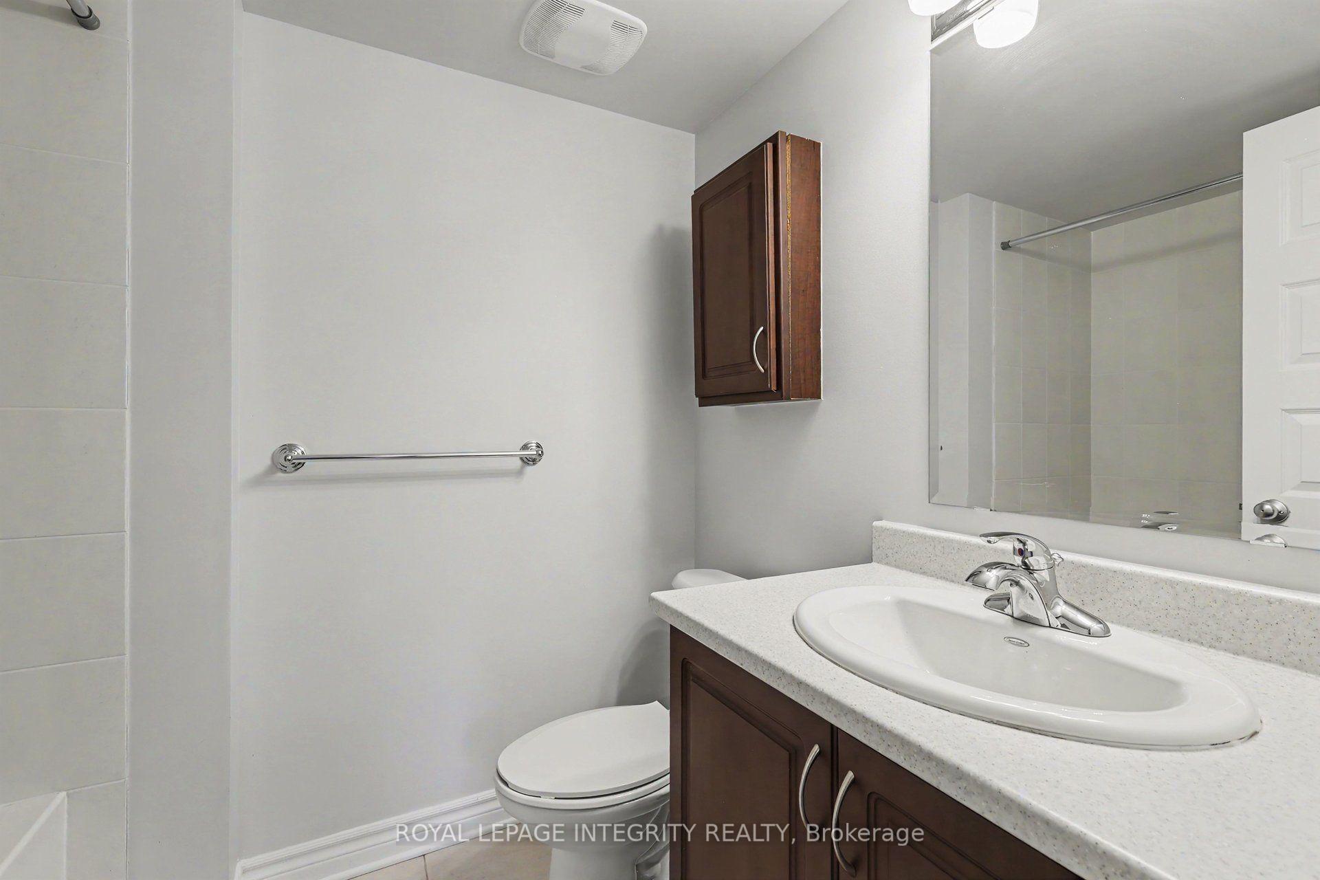 Photo 9 of Unit B, 621 Chapman Mills Drive, Ottawa, Barrhaven - Strandherd — HOMEH
