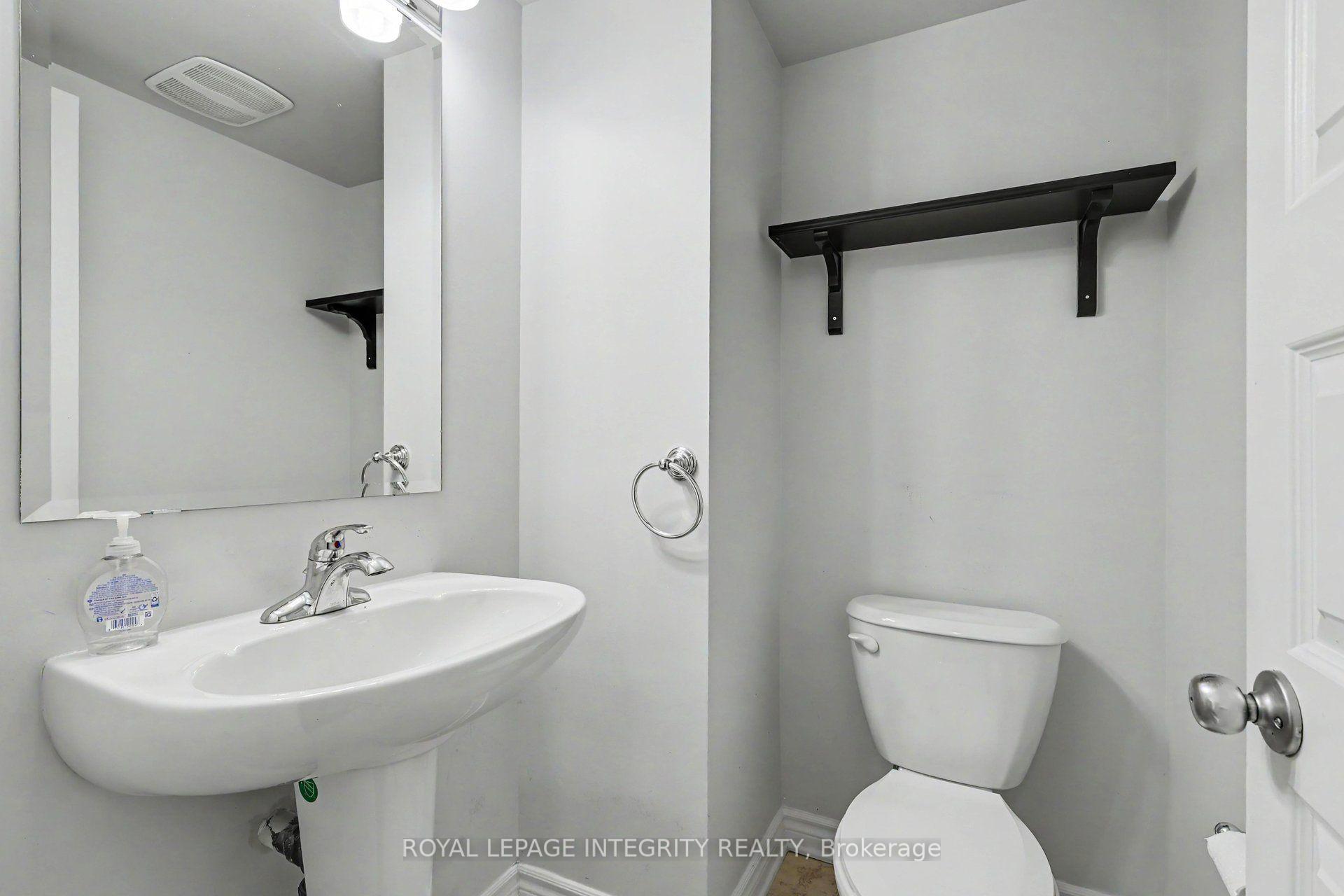 Photo 11 of Unit B, 621 Chapman Mills Drive, Ottawa, Barrhaven - Strandherd — HOMEH