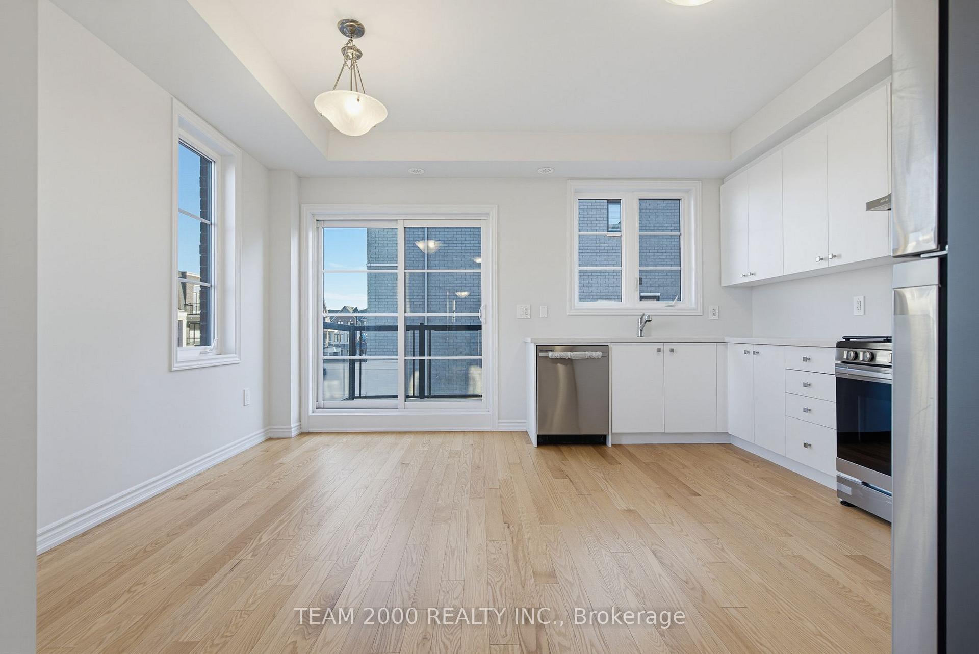 Photo 8 of 5880 Saigon Street, Mississauga, East Credit — HOMEH