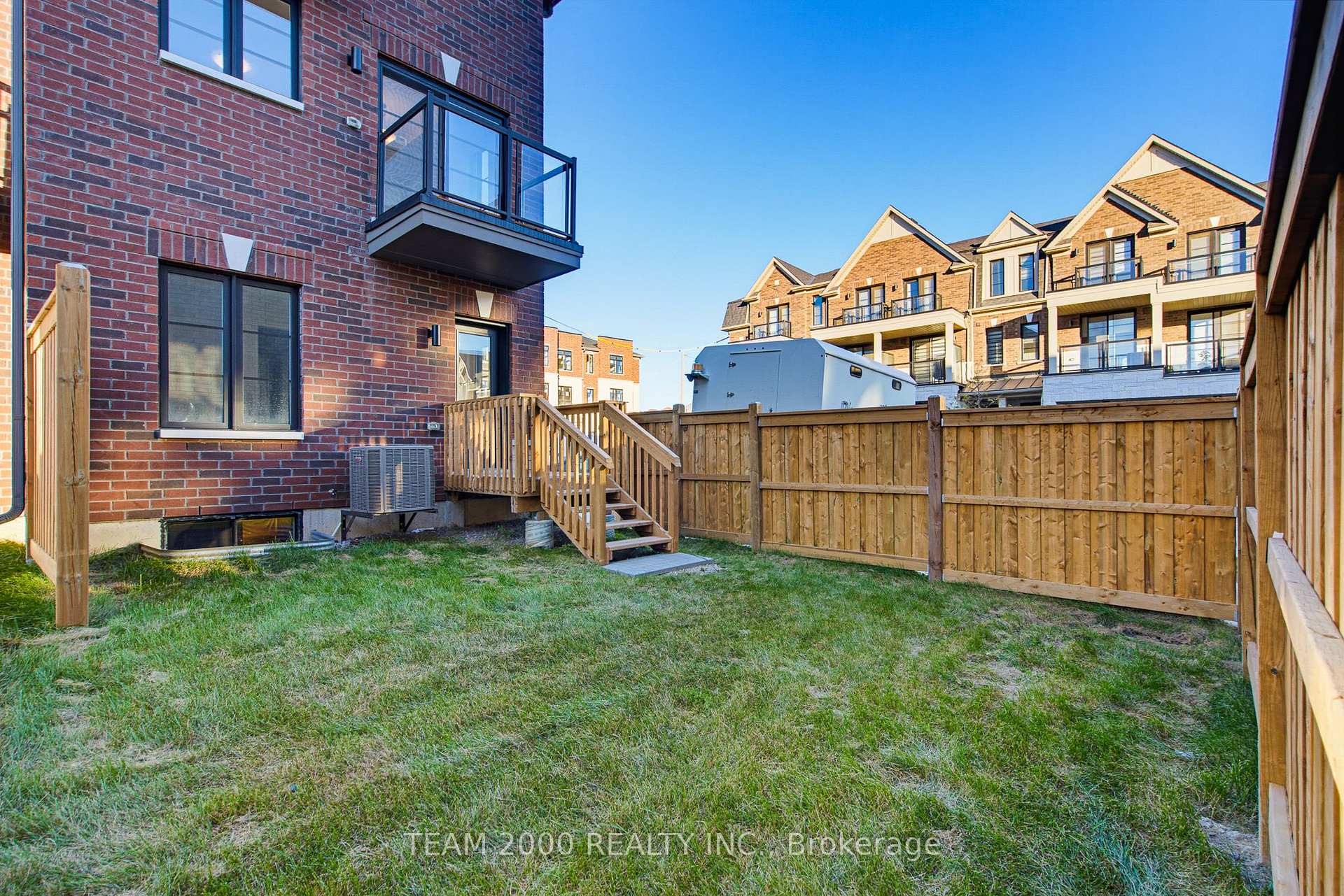Photo 28 of 5880 Saigon Street, Mississauga, East Credit — HOMEH