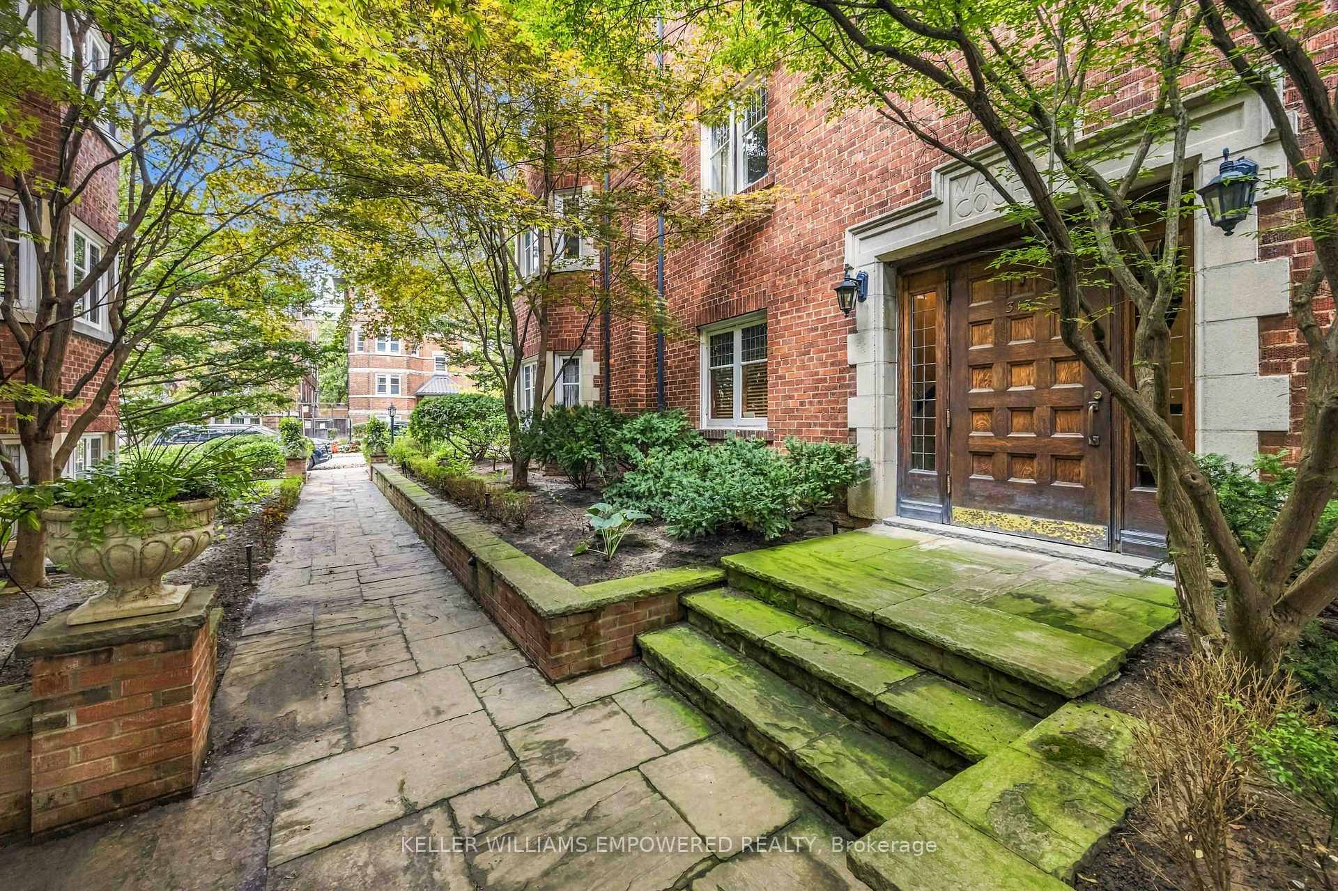 Photo 13 of Unit 7, 313 Lonsdale Road, Toronto, Casa Loma — HOMEH