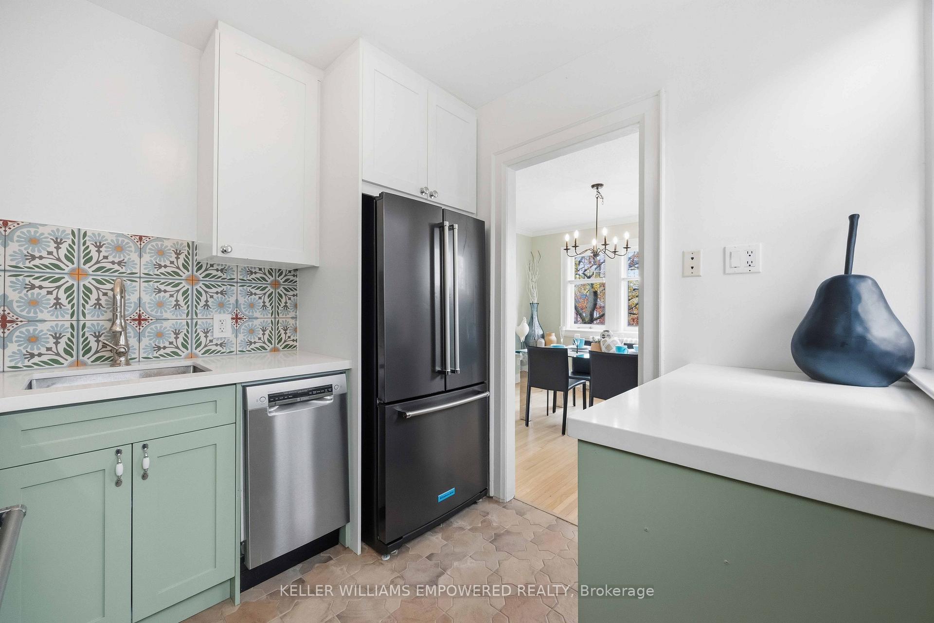 Photo 26 of Unit 7, 313 Lonsdale Road, Toronto, Casa Loma — HOMEH