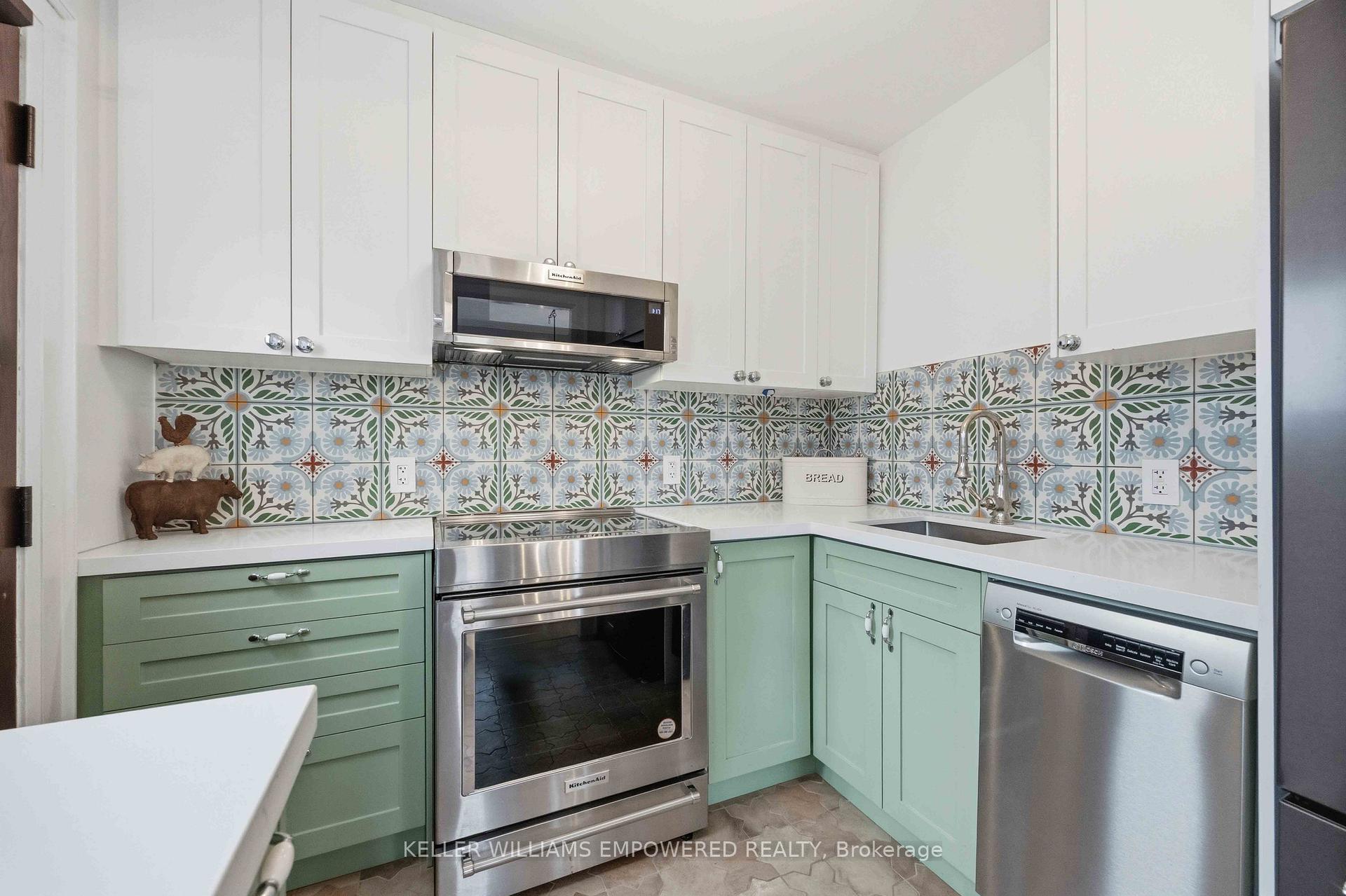 Photo 27 of Unit 7, 313 Lonsdale Road, Toronto, Casa Loma — HOMEH