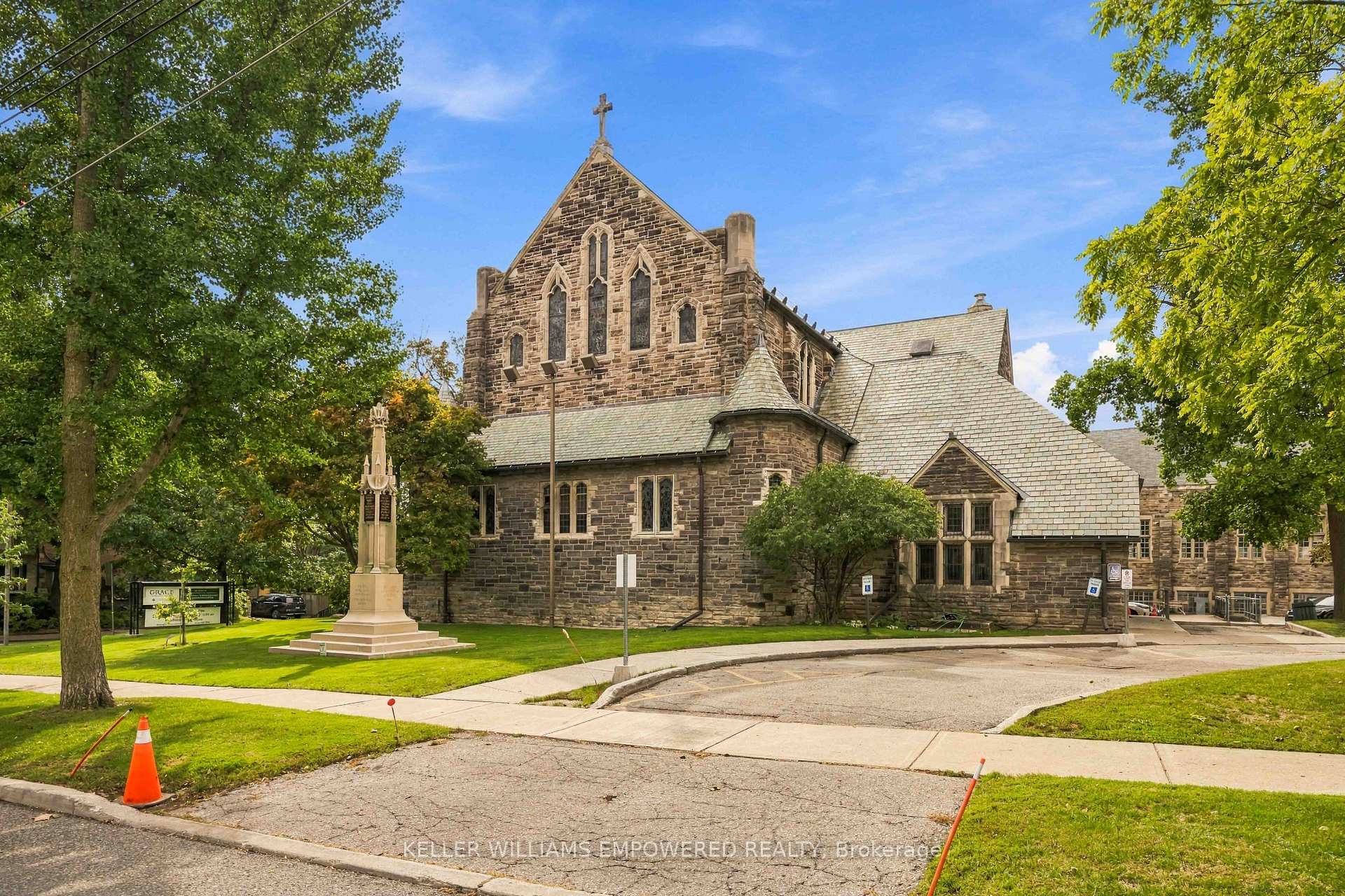 Photo 51 of Unit 7, 313 Lonsdale Road, Toronto, Casa Loma — HOMEH