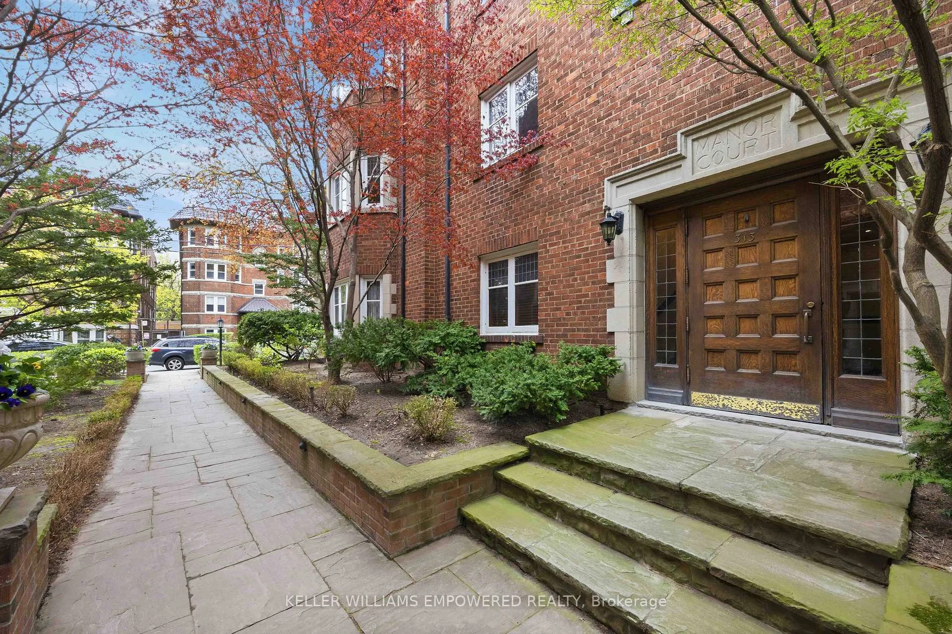 Photo 11 of Unit 7, 313 Lonsdale Road, Toronto, Casa Loma — HOMEH
