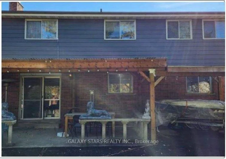 Photo 14 of 130 Mcgarry Drive, Kitchener, Forest Heights — HOMEH