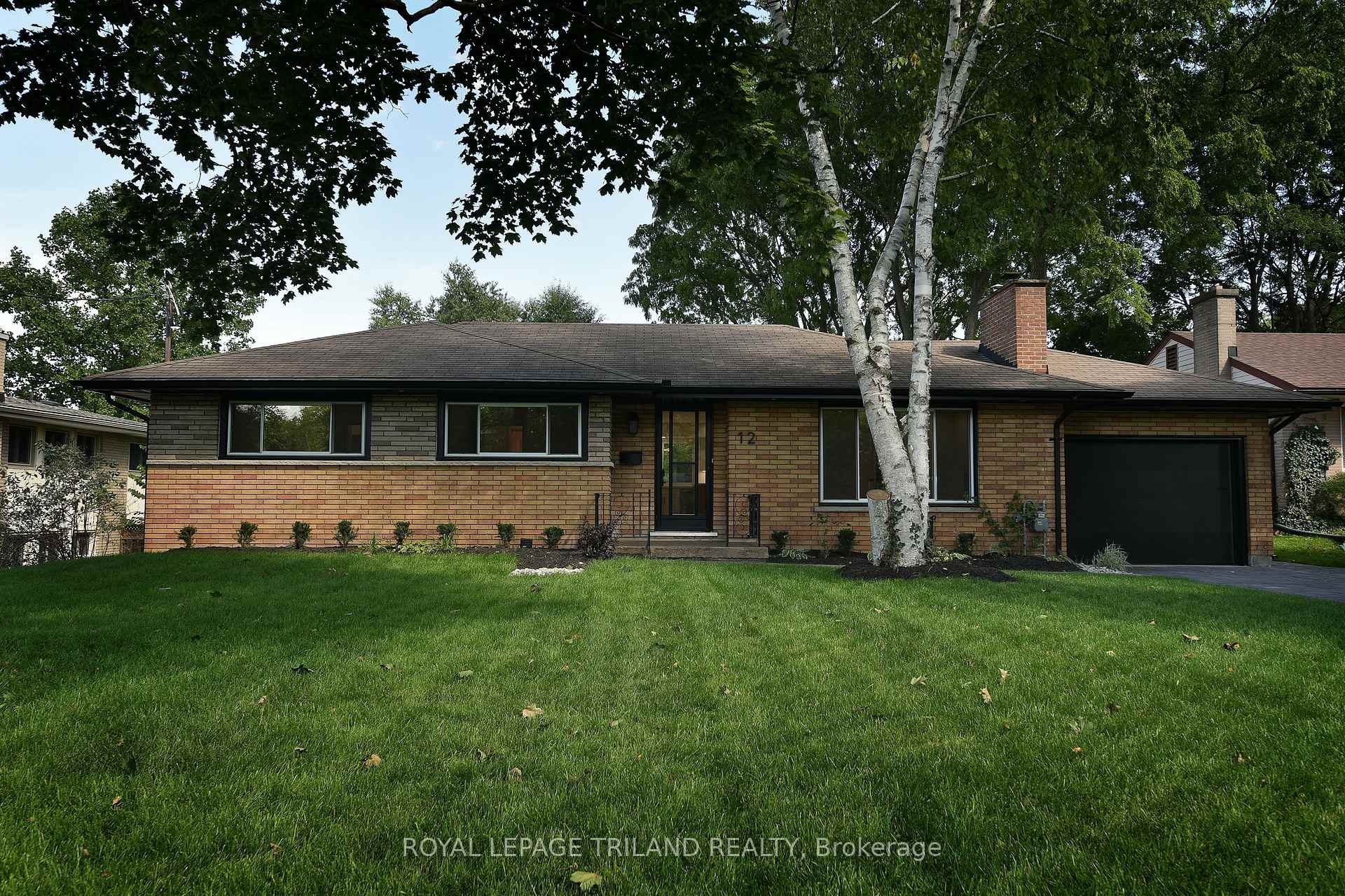 Photo 1 of 12 Mountsfield Drive, London, South G — HOMEH