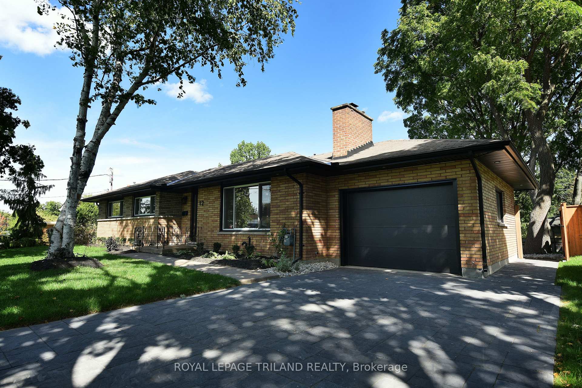 Photo 2 of 12 Mountsfield Drive, London, South G — HOMEH