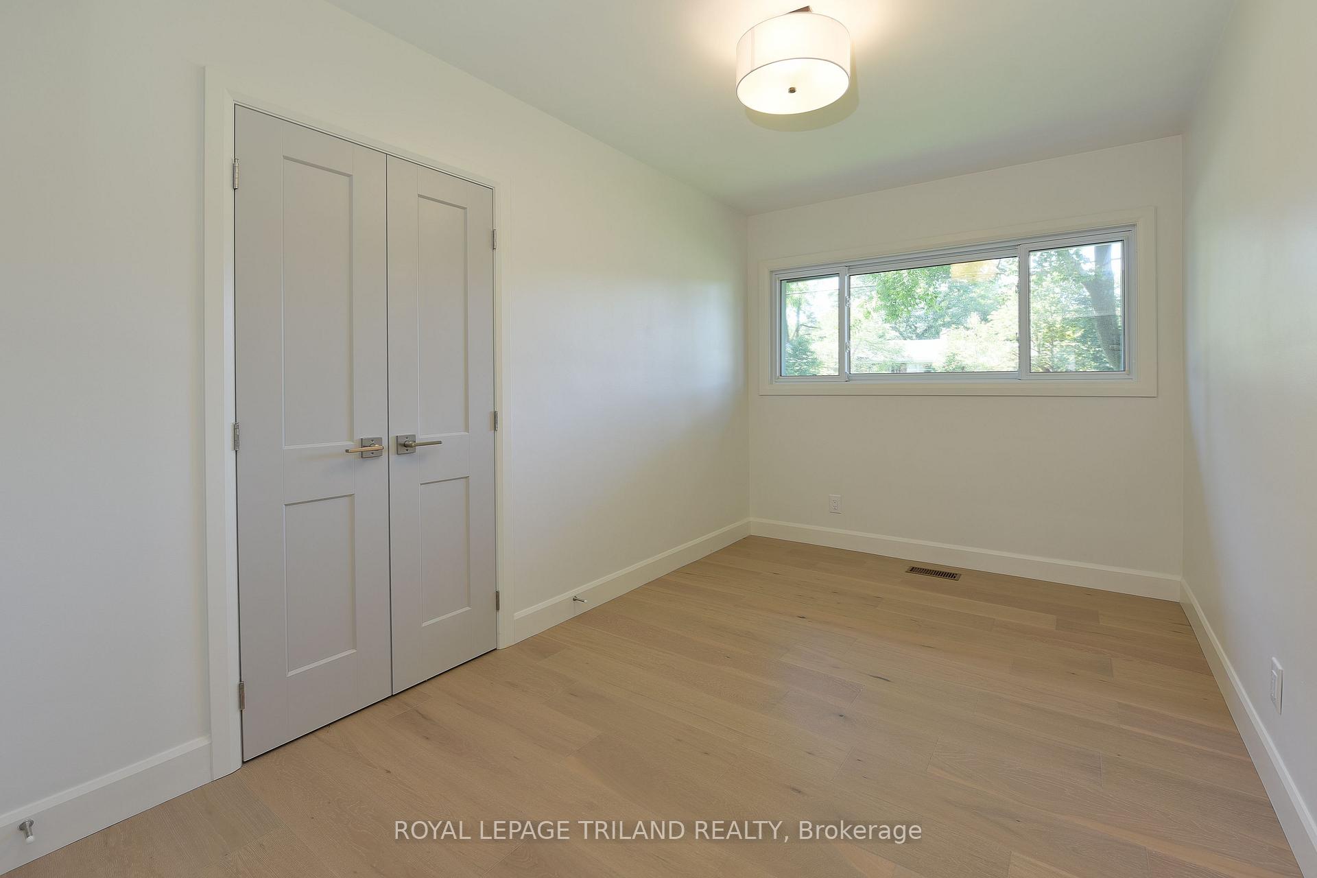 Photo 5 of 12 Mountsfield Drive, London, South G — HOMEH