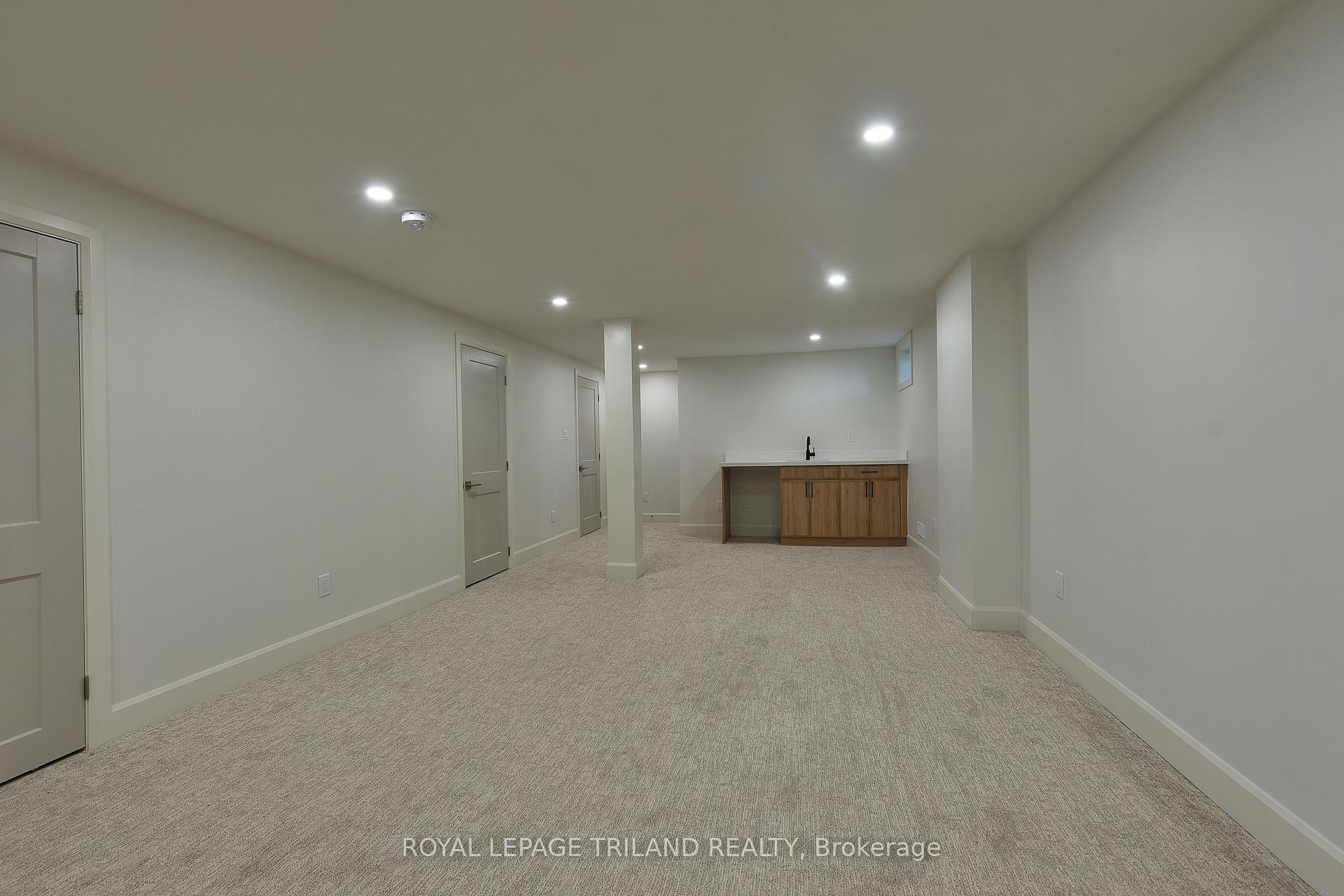 Photo 23 of 12 Mountsfield Drive, London, South G — HOMEH