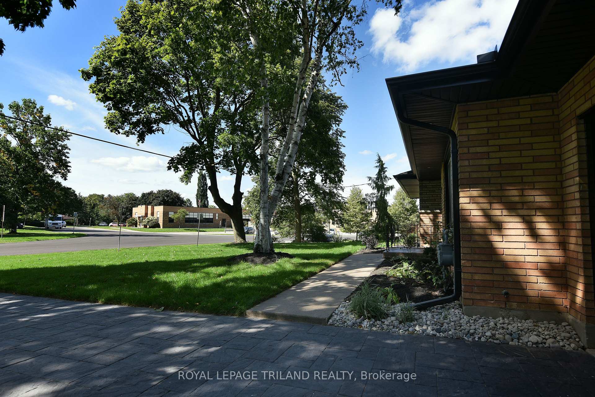 Photo 39 of 12 Mountsfield Drive, London, South G — HOMEH