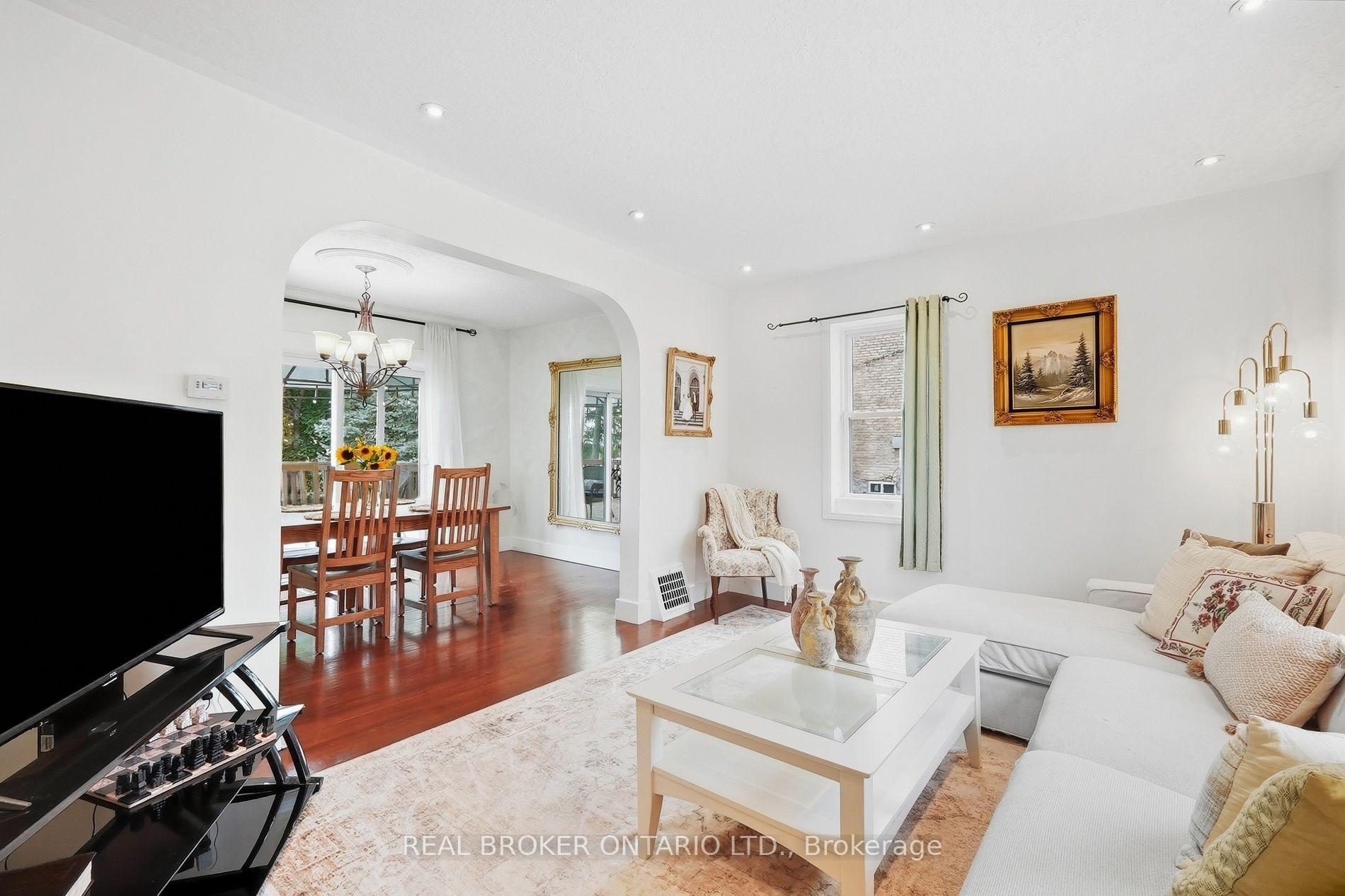 Photo 4 of 22 Temperance Street, Perth East, Milverton — HOMEH