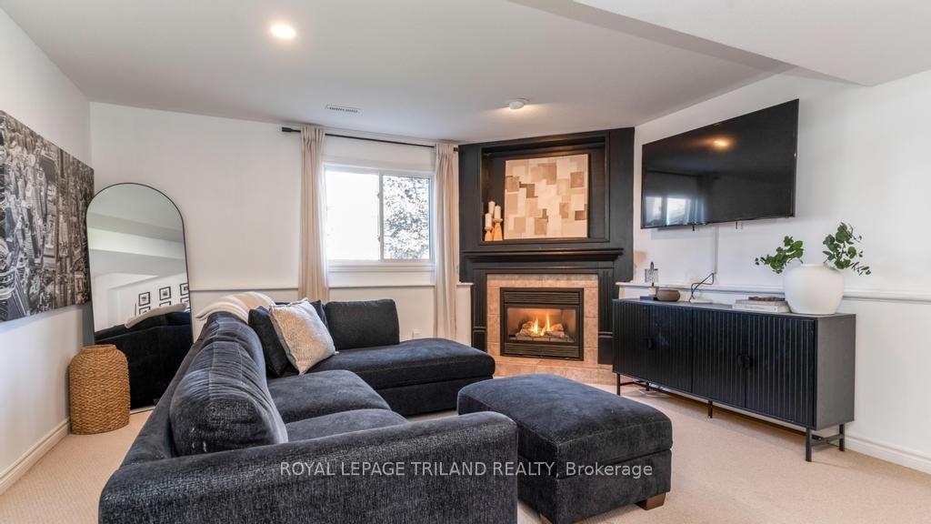 Photo 20 of 3 Cottonwood Drive, St. Thomas — HOMEH
