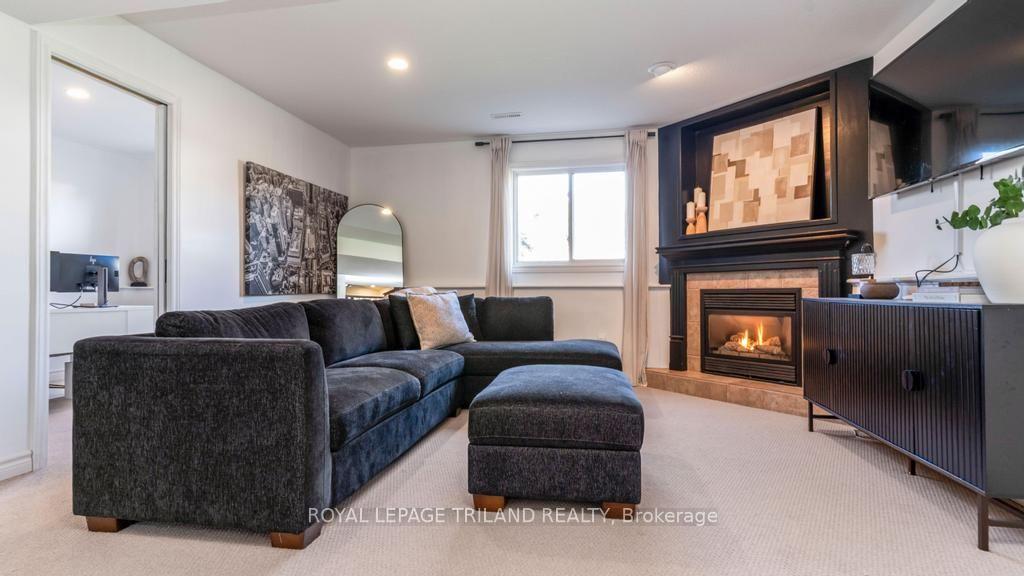 Photo 21 of 3 Cottonwood Drive, St. Thomas — HOMEH