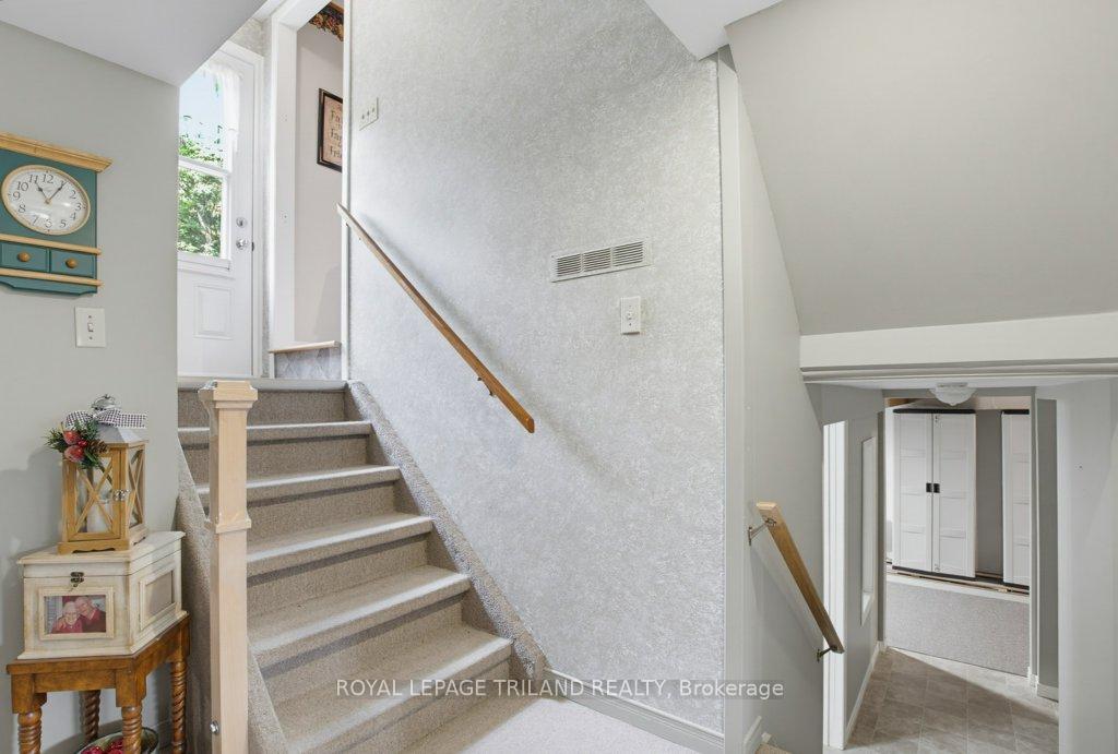 Photo 23 of 5 Warren Crescent, St. Thomas — HOMEH
