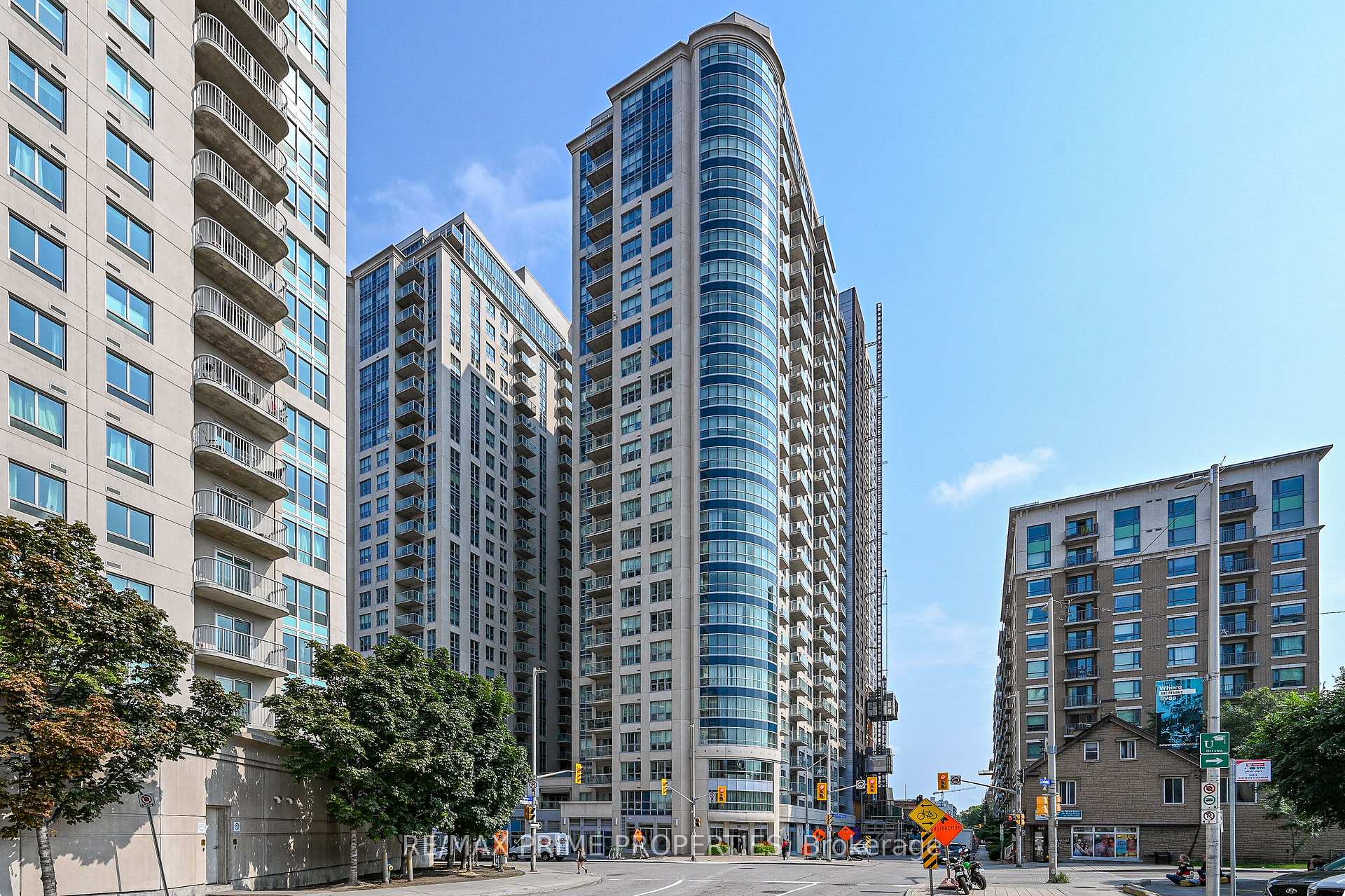 Photo of Unit 706, 195 Besserer Street