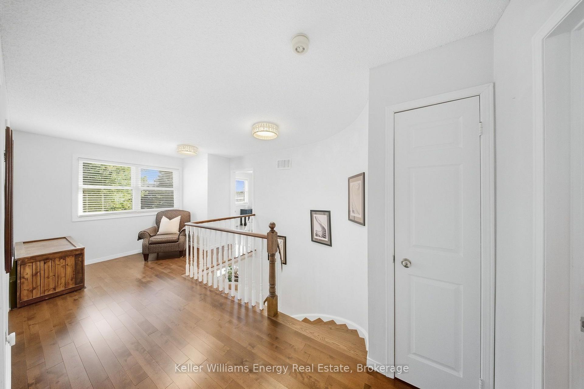 Photo 31 of 1083 Ridge Valley Drive, Oshawa, Pinecrest — HOMEH