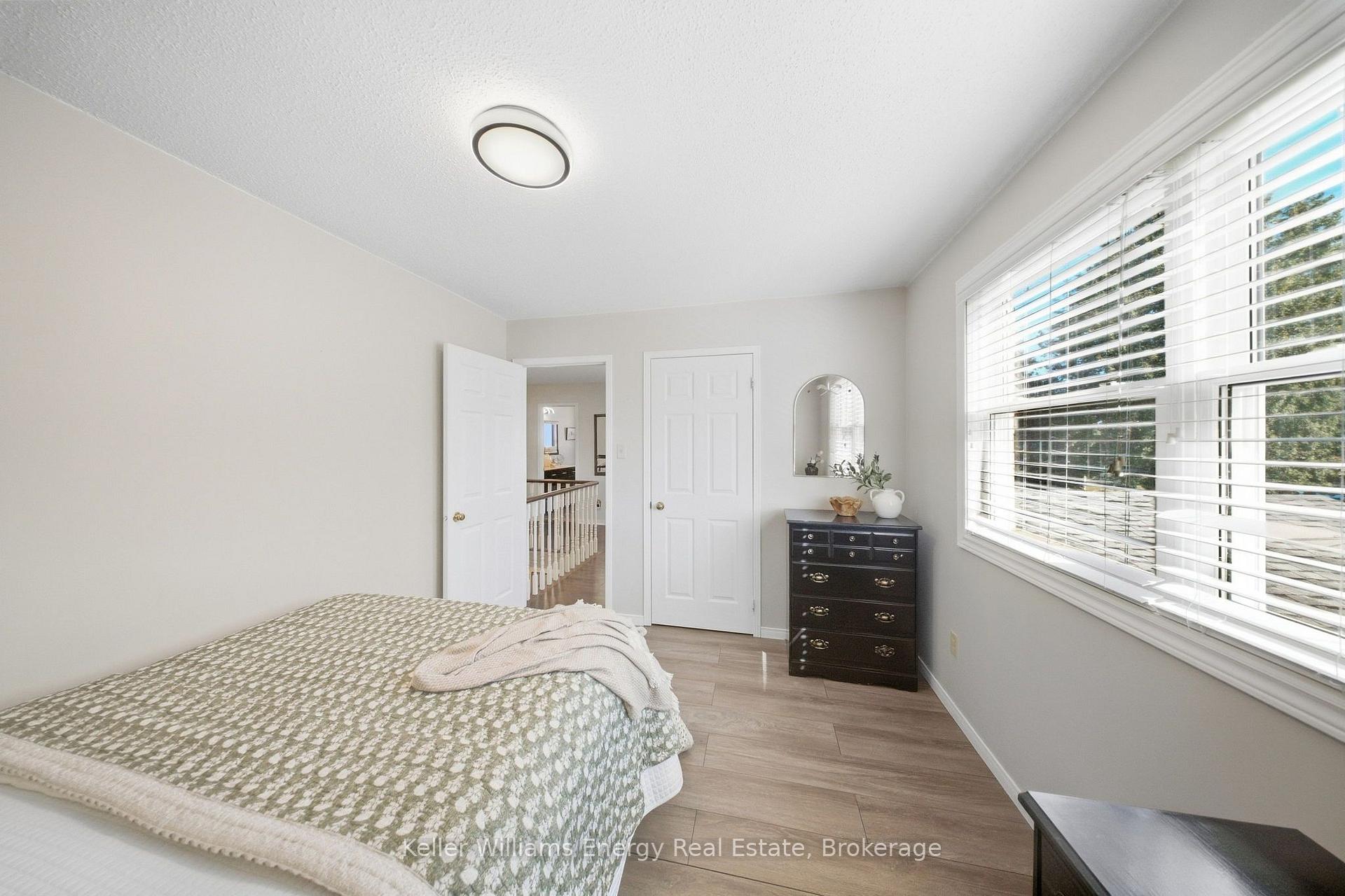 Photo 36 of 1083 Ridge Valley Drive, Oshawa, Pinecrest — HOMEH