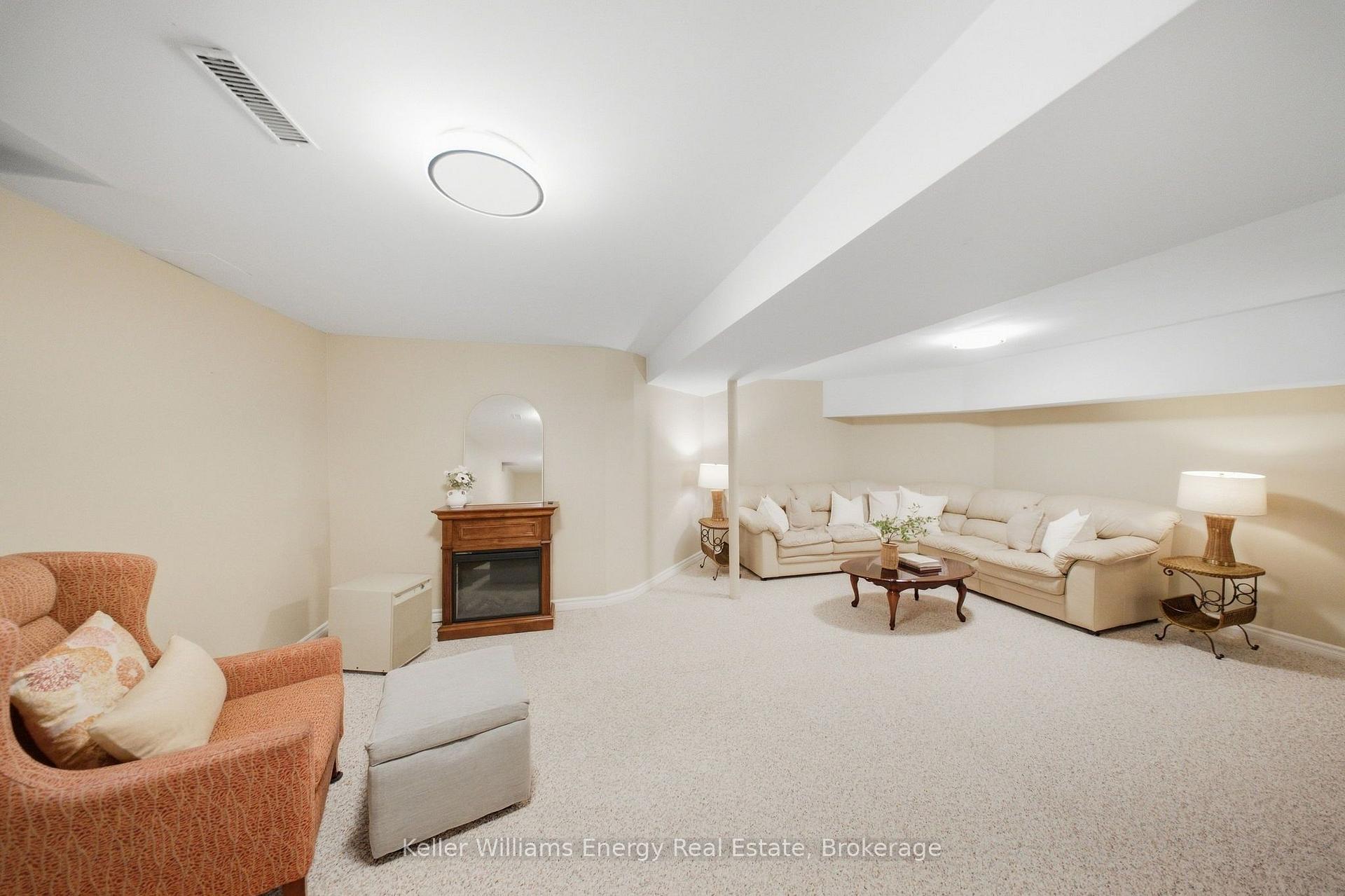 Photo 40 of 1083 Ridge Valley Drive, Oshawa, Pinecrest — HOMEH