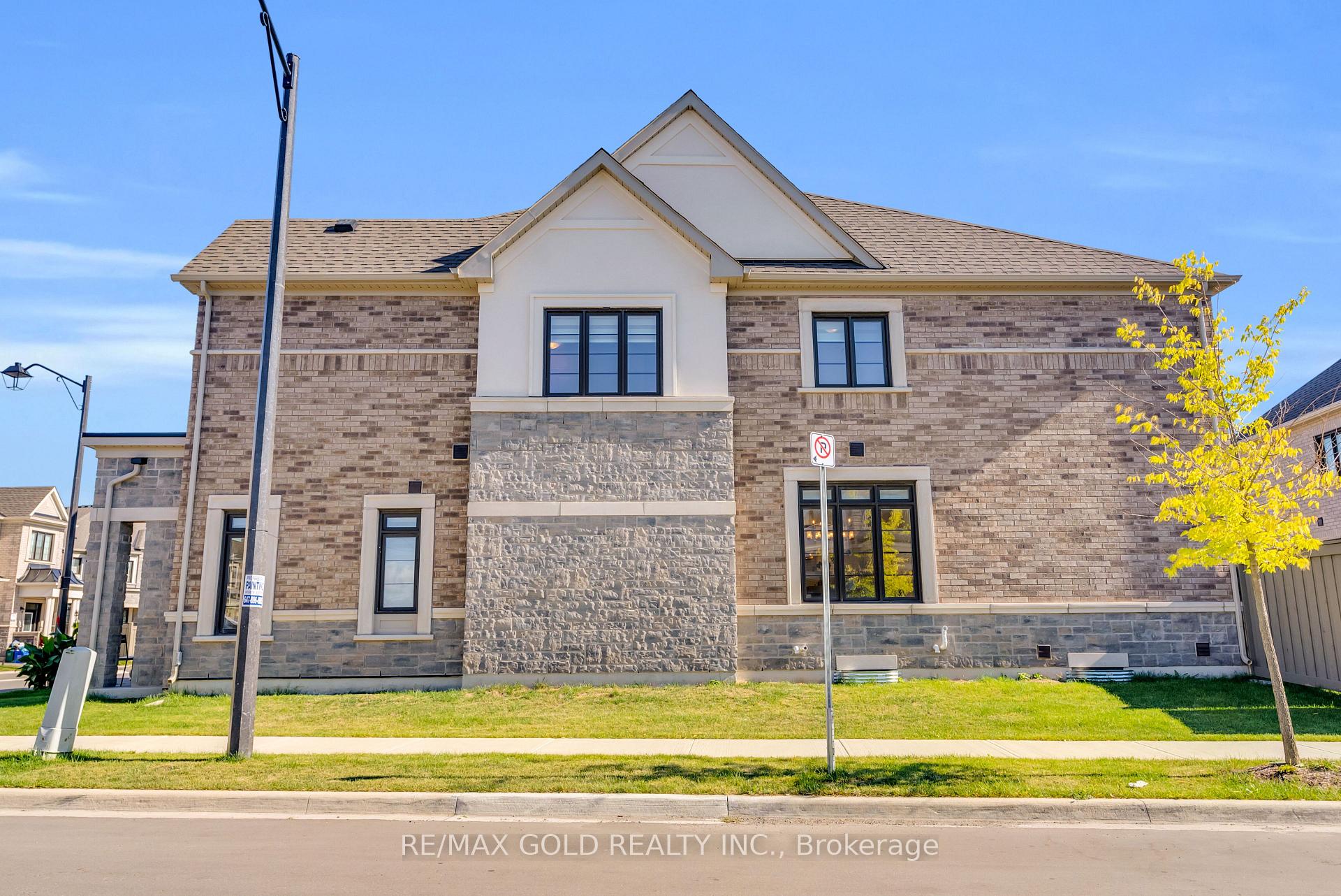 Photo 4 of 472 Celandine Terrace, Milton, Walker — HOMEH