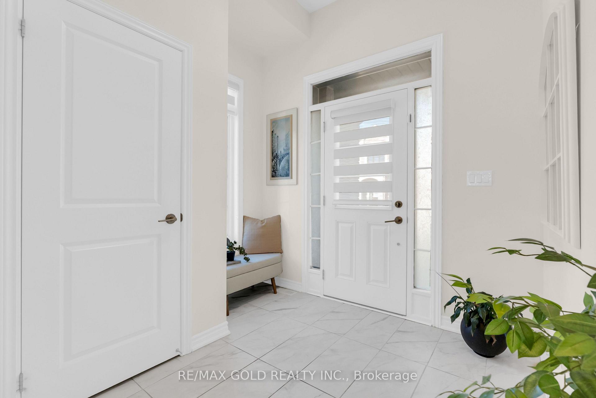 Photo 7 of 472 Celandine Terrace, Milton, Walker — HOMEH
