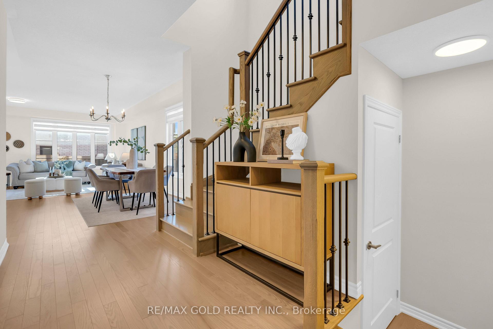 Photo 9 of 472 Celandine Terrace, Milton, Walker — HOMEH