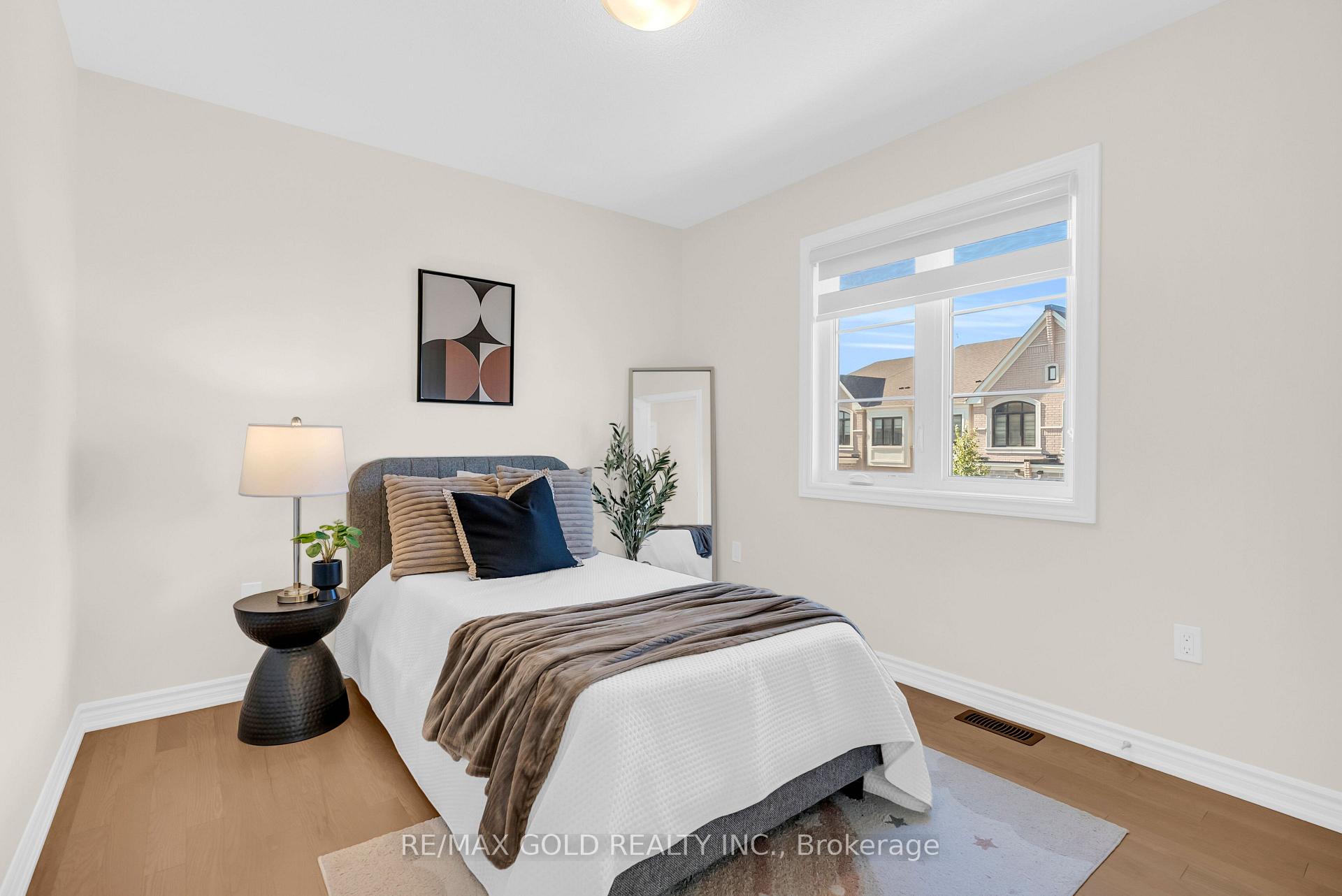 Photo 34 of 472 Celandine Terrace, Milton, Walker — HOMEH