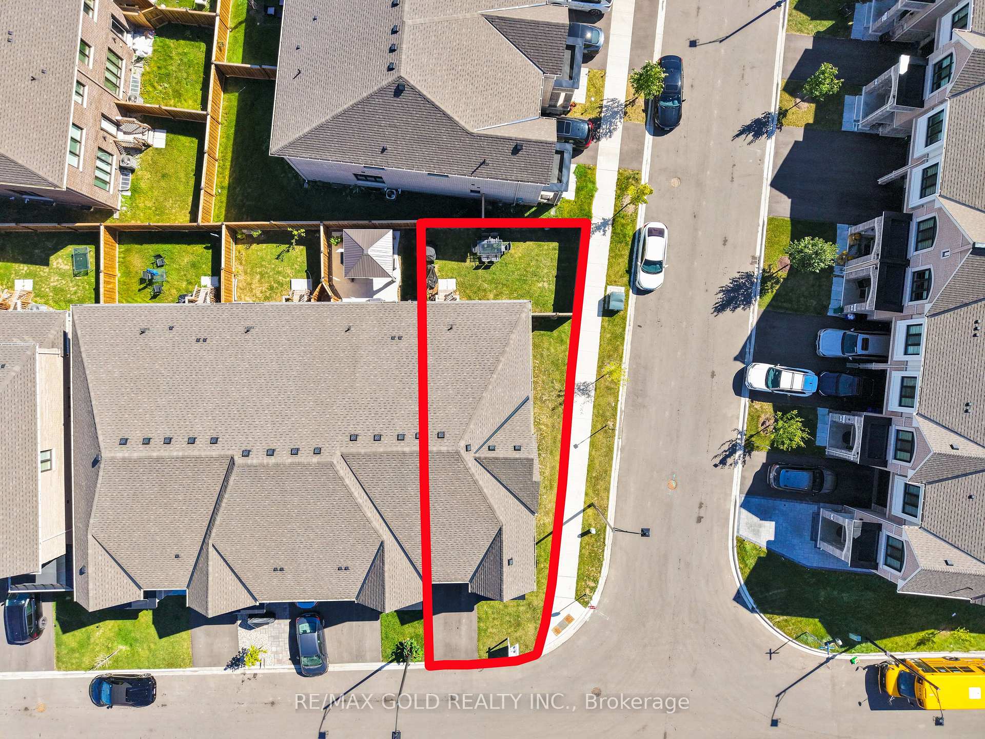 Photo 54 of 472 Celandine Terrace, Milton, Walker — HOMEH