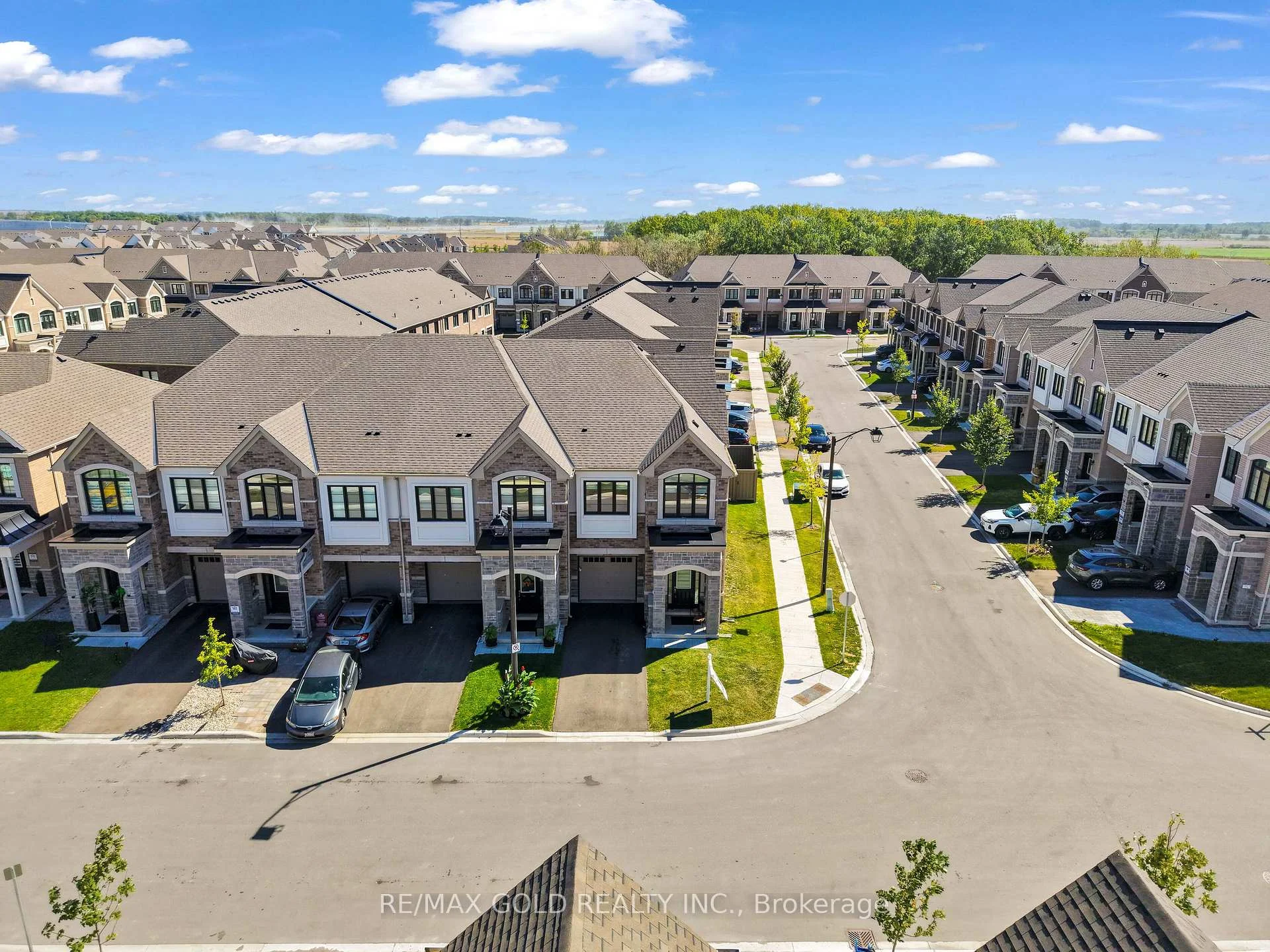 Photo 12 of 472 Celandine Terrace, Milton, Walker — HOMEH