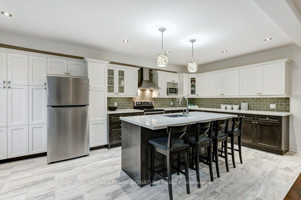 Photo 8 of 30 Birchmount Road, Scarborough, Birchcliffe-Cliffside — HOMEH