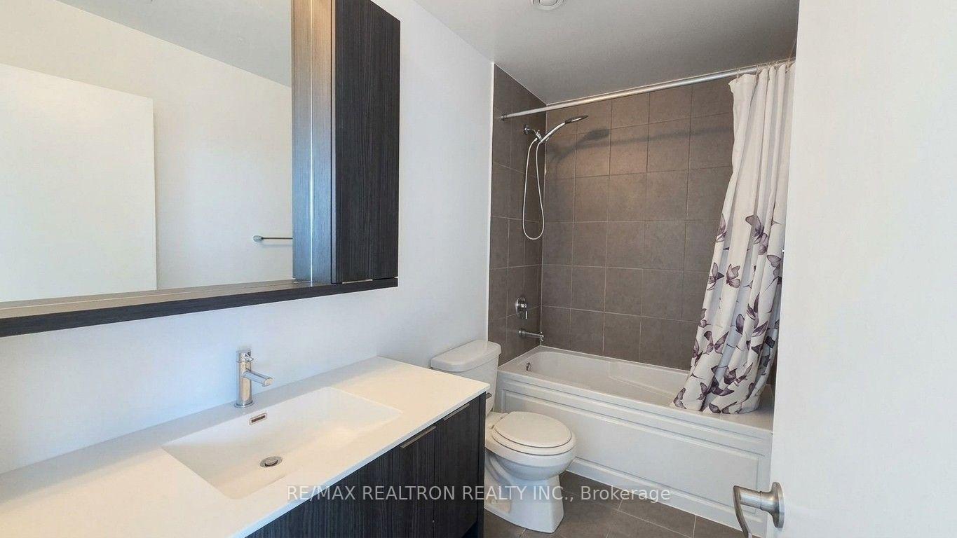 Photo 9 of 99 The Donway W, North York, Banbury-Don Mills — HOMEH