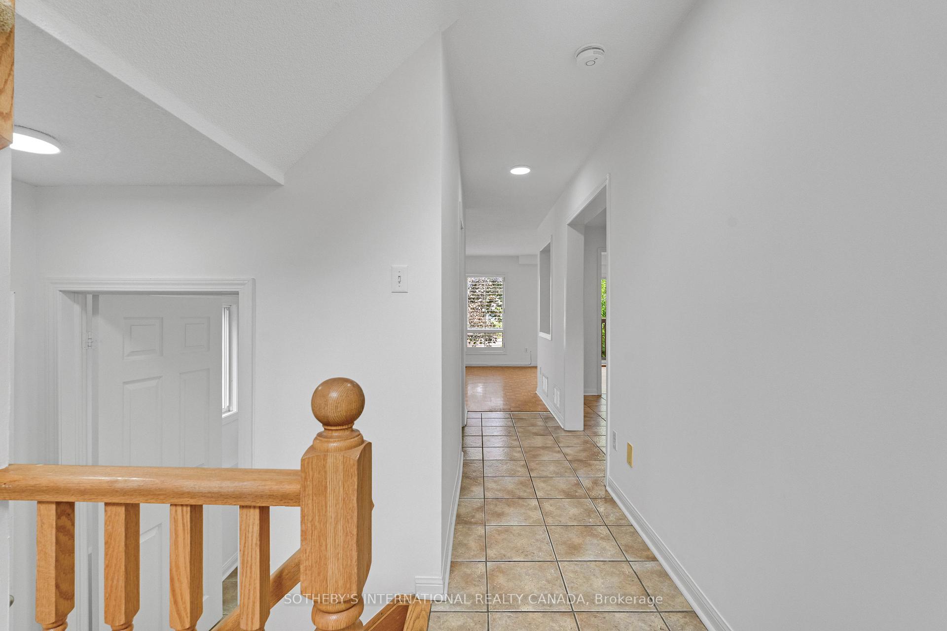 Photo 7 of 94 Formosa Drive, Richmond Hill, Rouge Woods — HOMEH