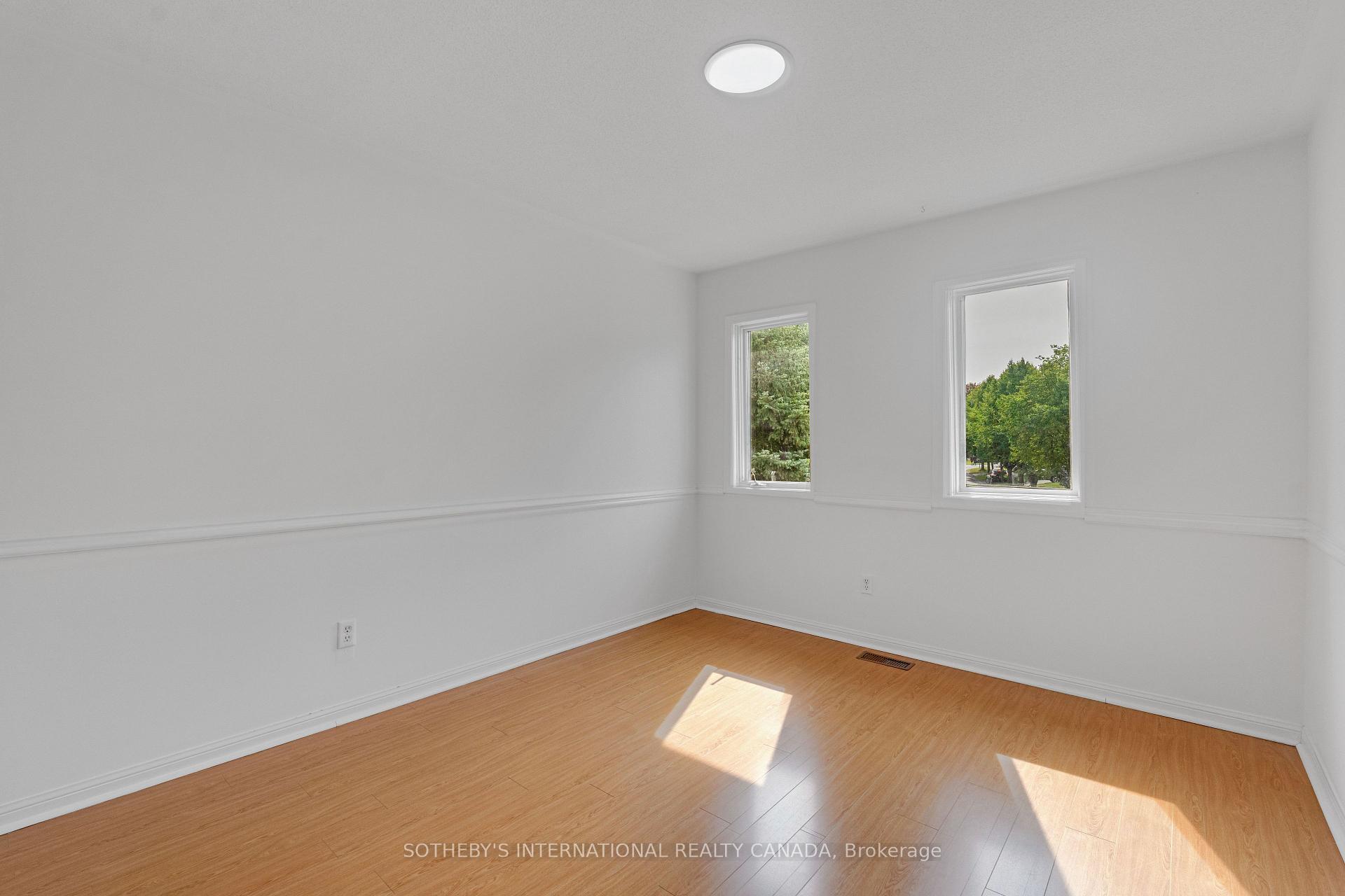Photo 13 of 94 Formosa Drive, Richmond Hill, Rouge Woods — HOMEH