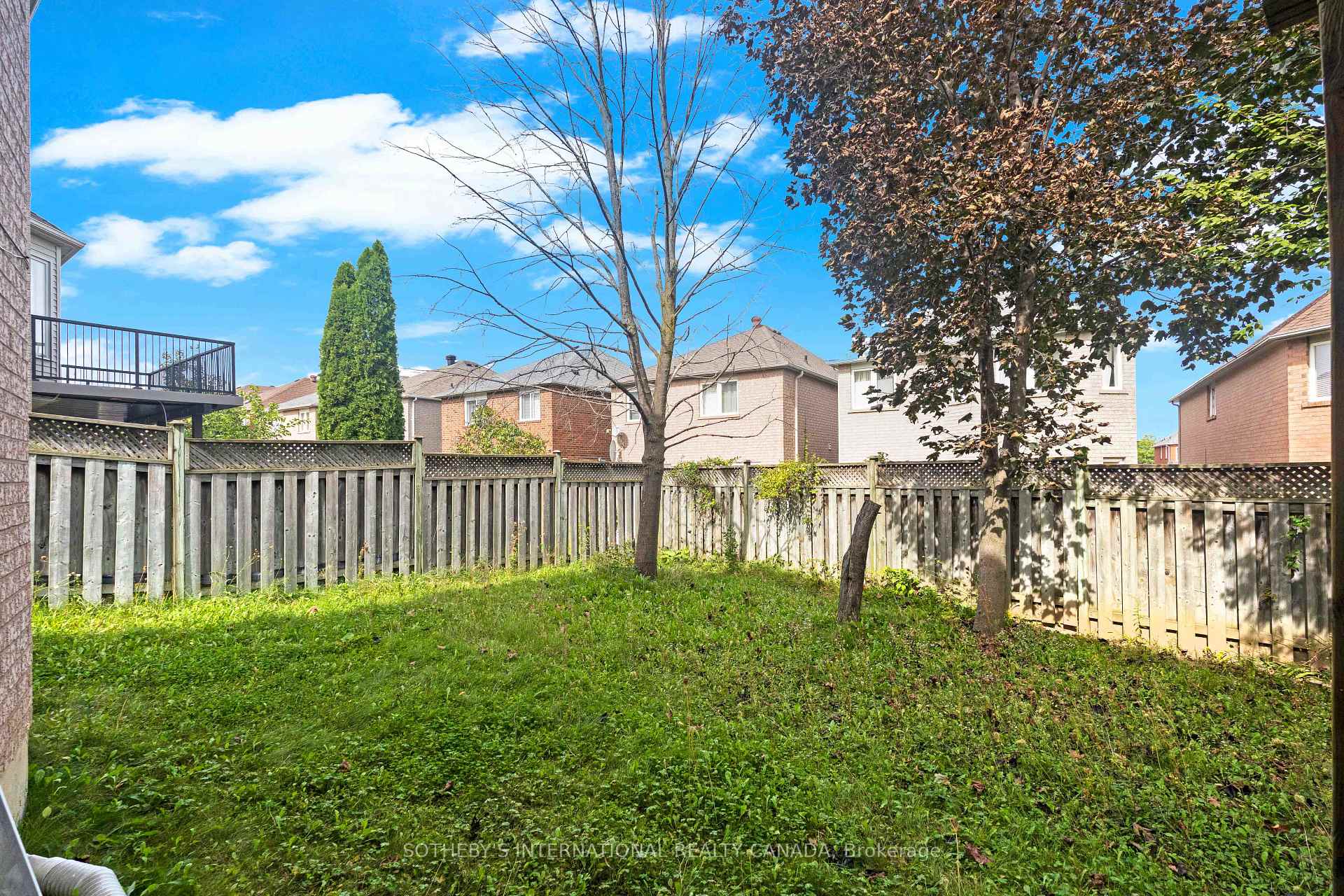Photo 18 of 94 Formosa Drive, Richmond Hill, Rouge Woods — HOMEH