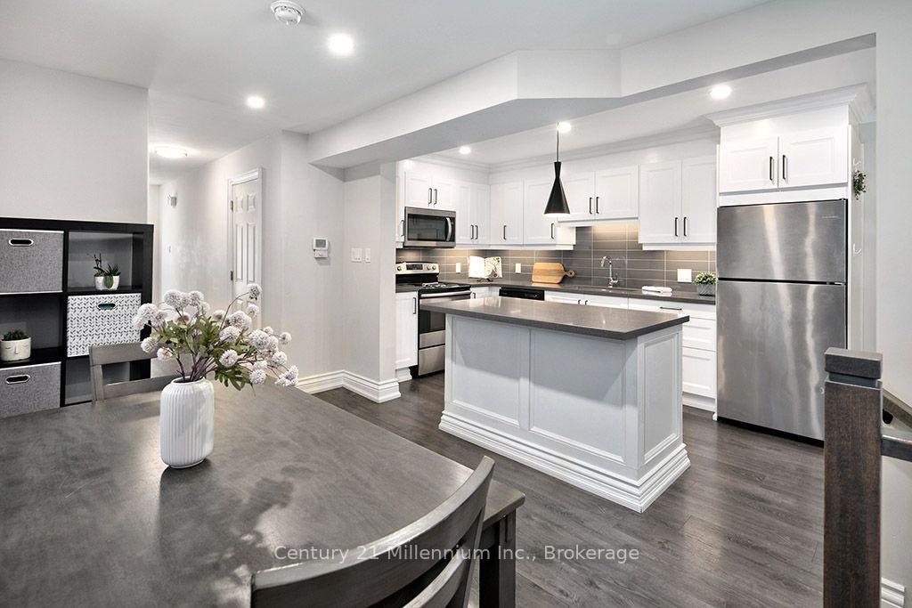Photo 8 of 541 Tenth Street, Collingwood — HOMEH