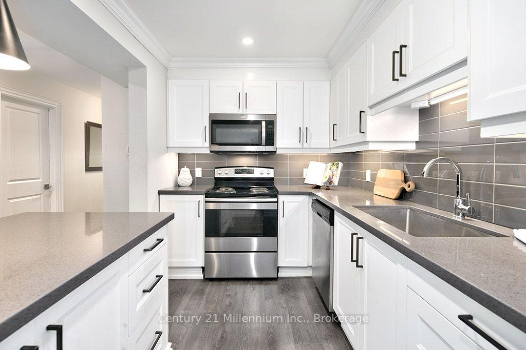 Photo 11 of 541 Tenth Street, Collingwood — HOMEH