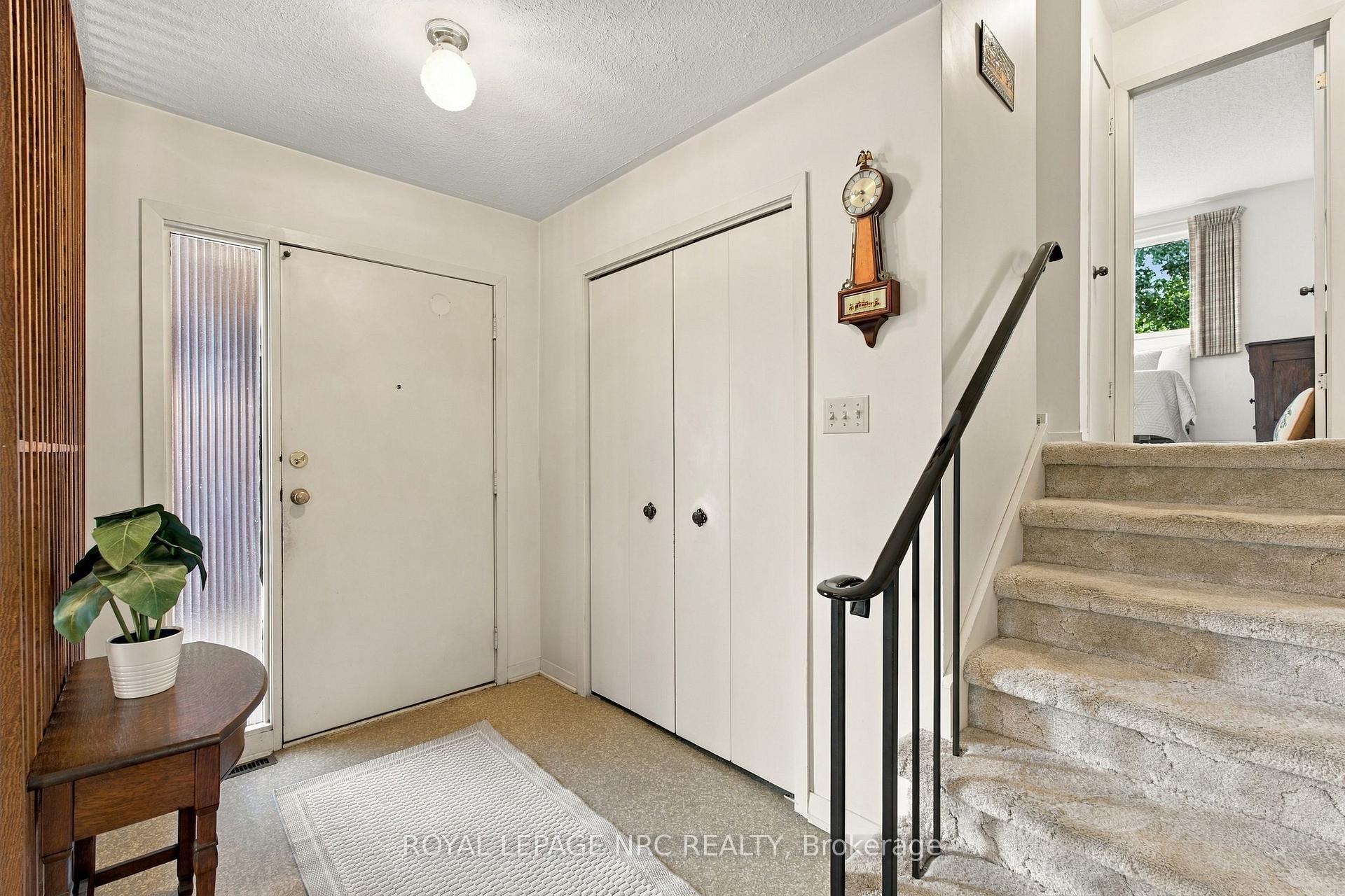 Photo 4 of 28 The Cedars Street, St. Catharines, Vine/Linwell — HOMEH
