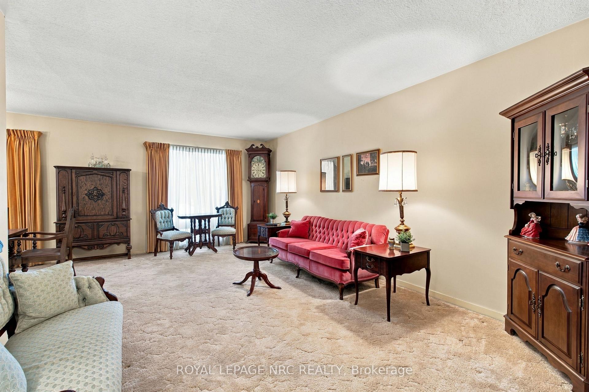 Photo 6 of 28 The Cedars Street, St. Catharines, Vine/Linwell — HOMEH