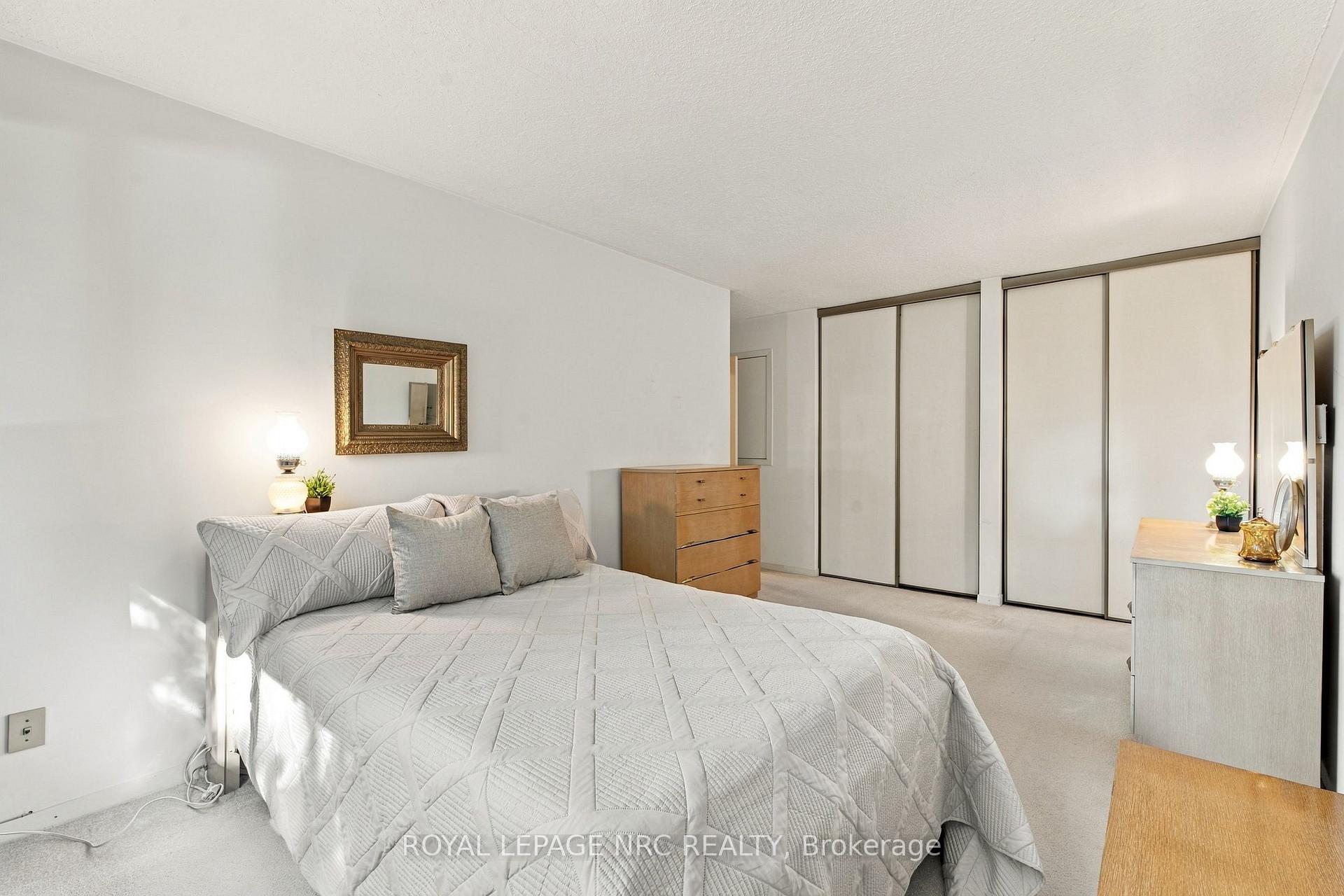 Photo 19 of 28 The Cedars Street, St. Catharines, Vine/Linwell — HOMEH