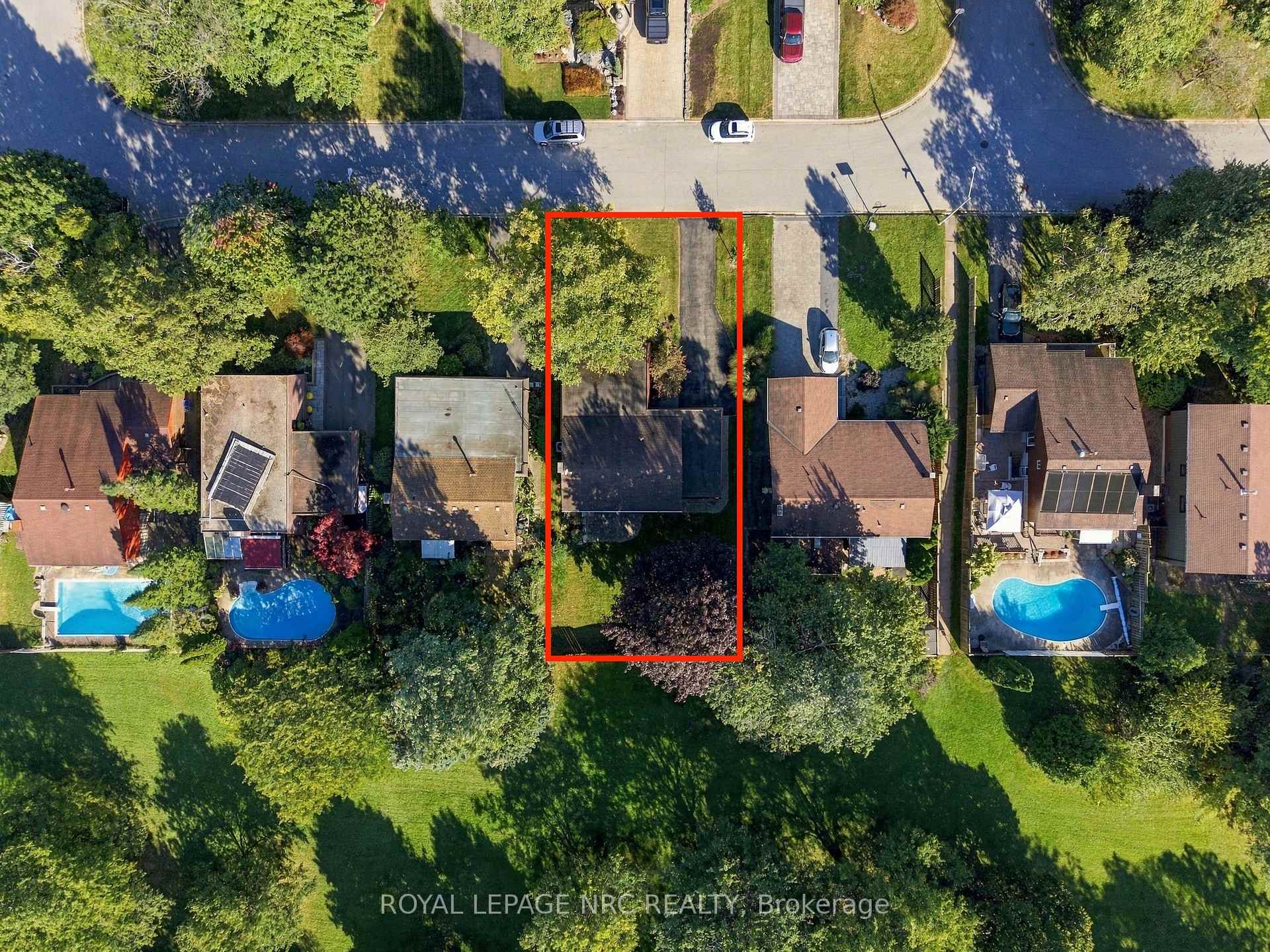 Photo 38 of 28 The Cedars Street, St. Catharines, Vine/Linwell — HOMEH