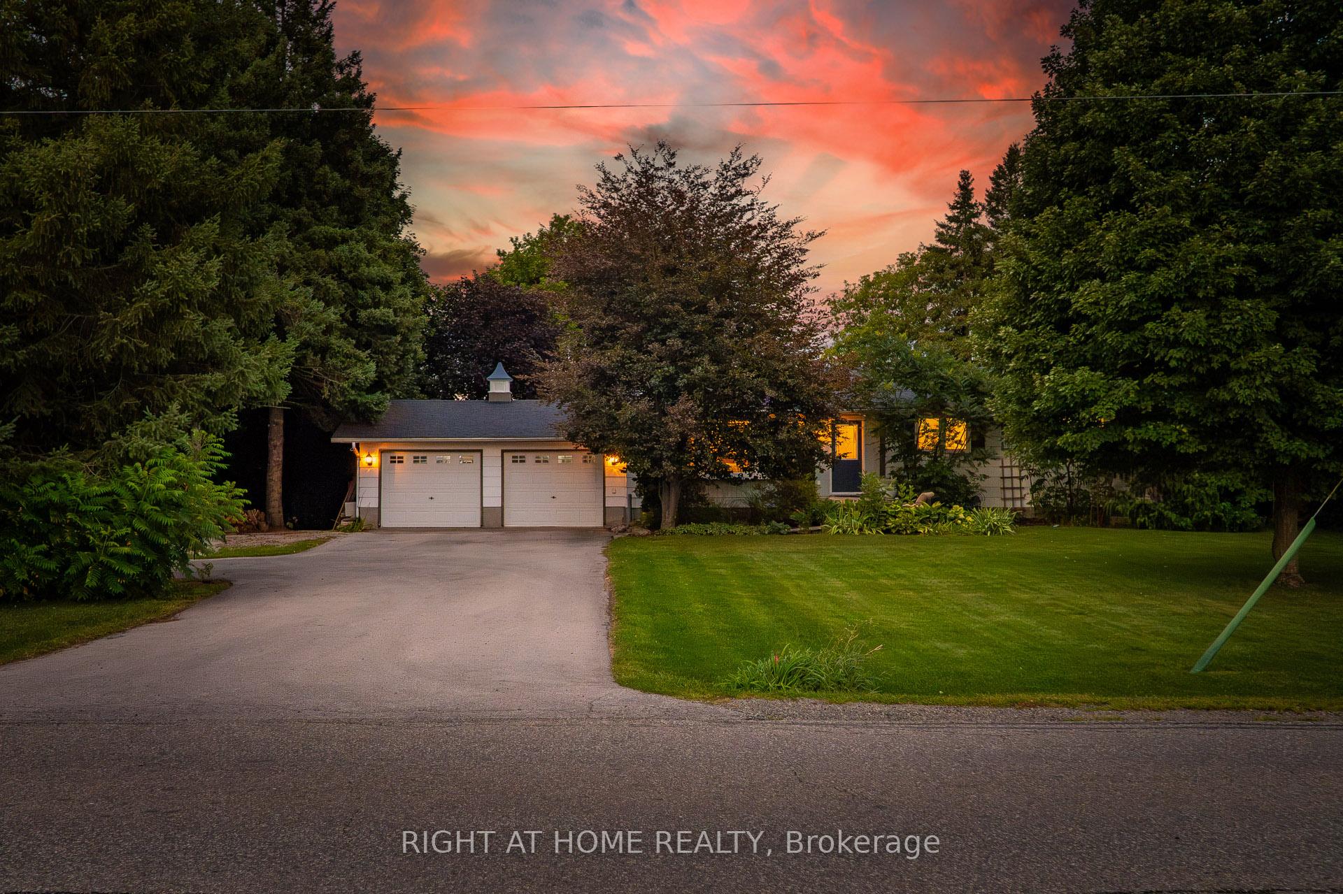 Photo 2 of 11749 Tenth Line, Halton Hills, Rural Halton Hills — HOMEH