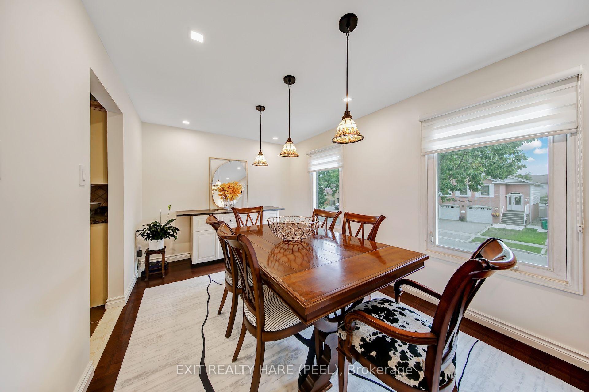 Photo 10 of 48 Nanport Street, Brampton, Westgate — HOMEH
