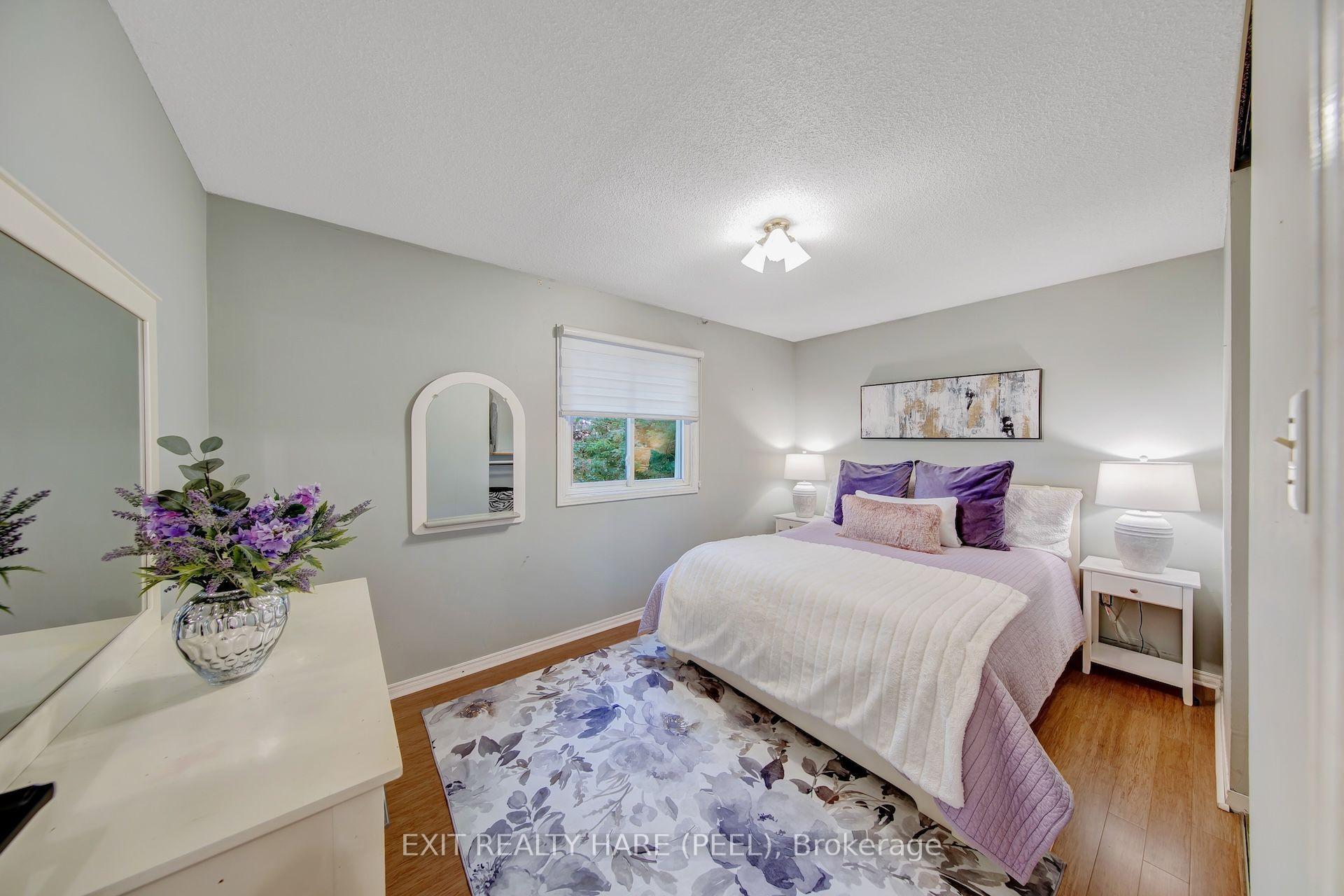 Photo 23 of 48 Nanport Street, Brampton, Westgate — HOMEH