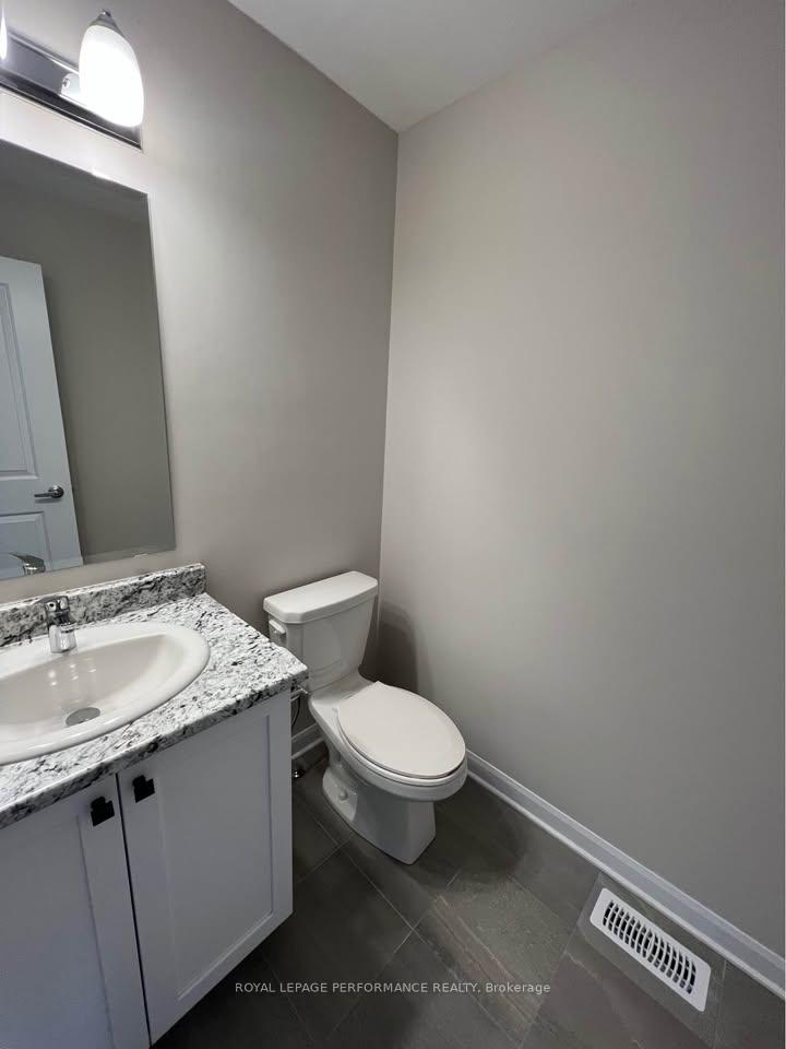 Photo 7 of 33 Watchim Street, Ottawa, Avalon East — HOMEH