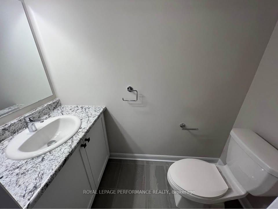 Photo 18 of 33 Watchim Street, Ottawa, Avalon East — HOMEH